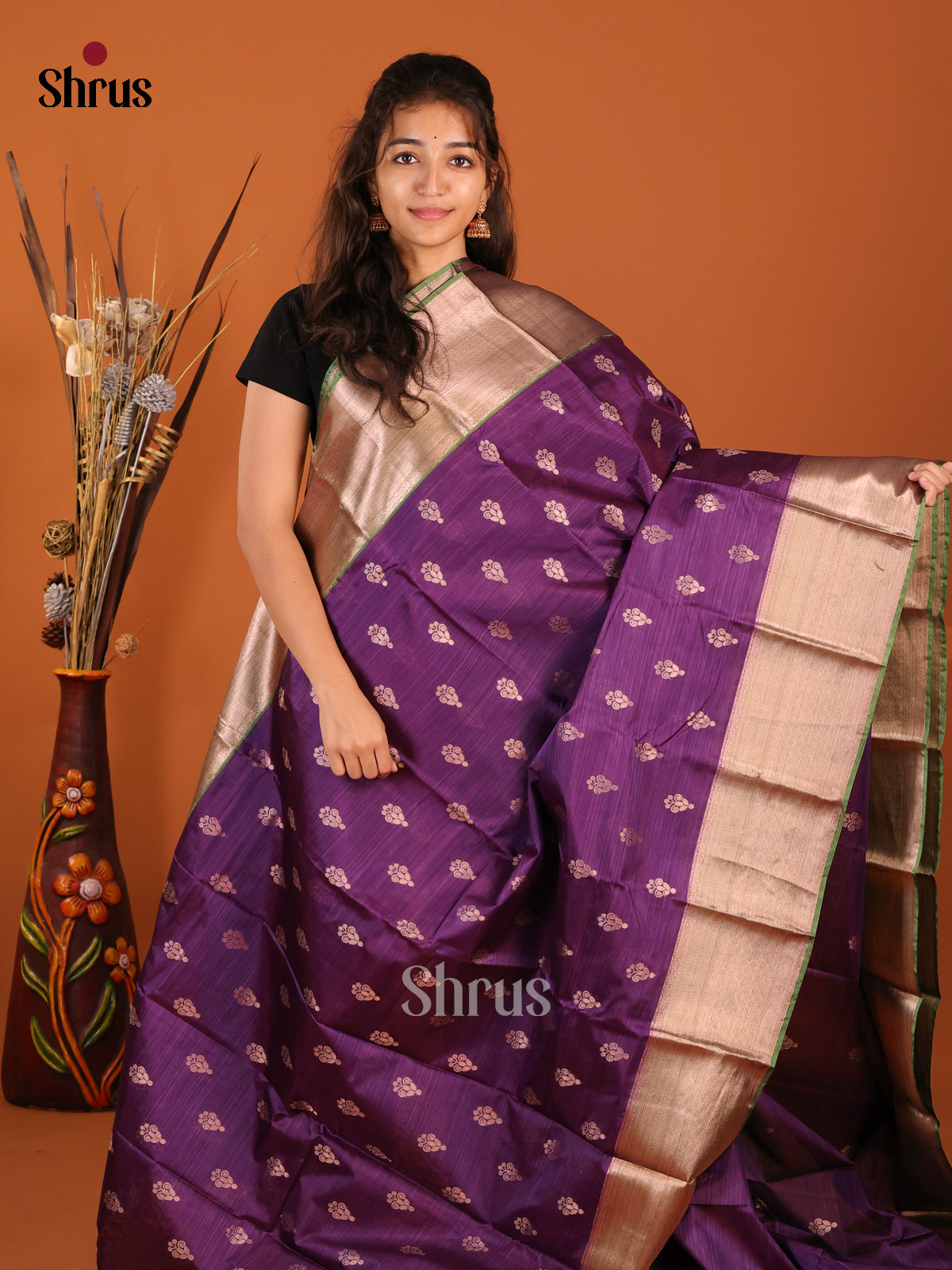 DHS26004 - Kanchipuram-halfpure Saree - Shop on Shrus.com