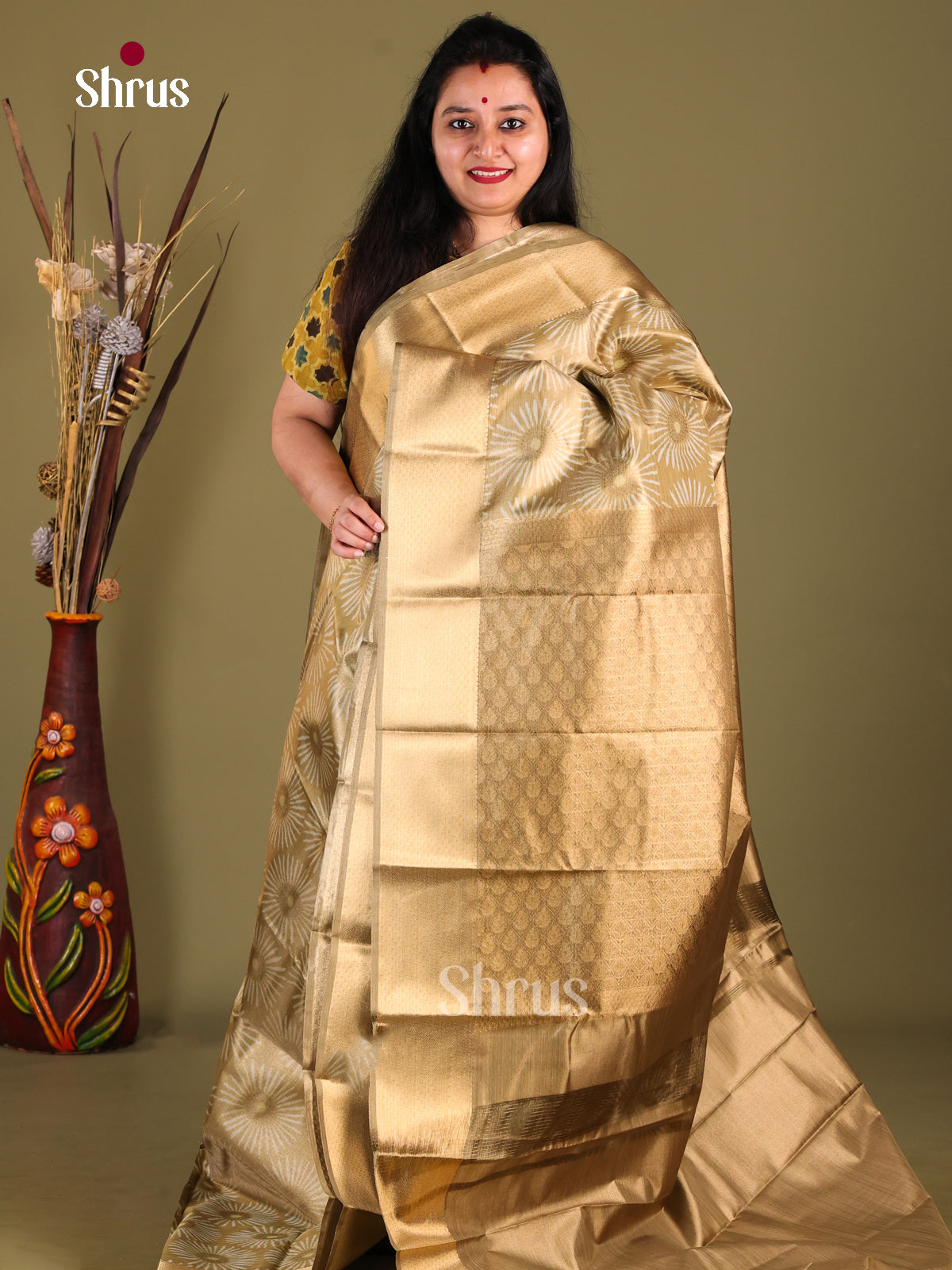 Gold (Single Tone) - Kanchipuram-halfpure Saree