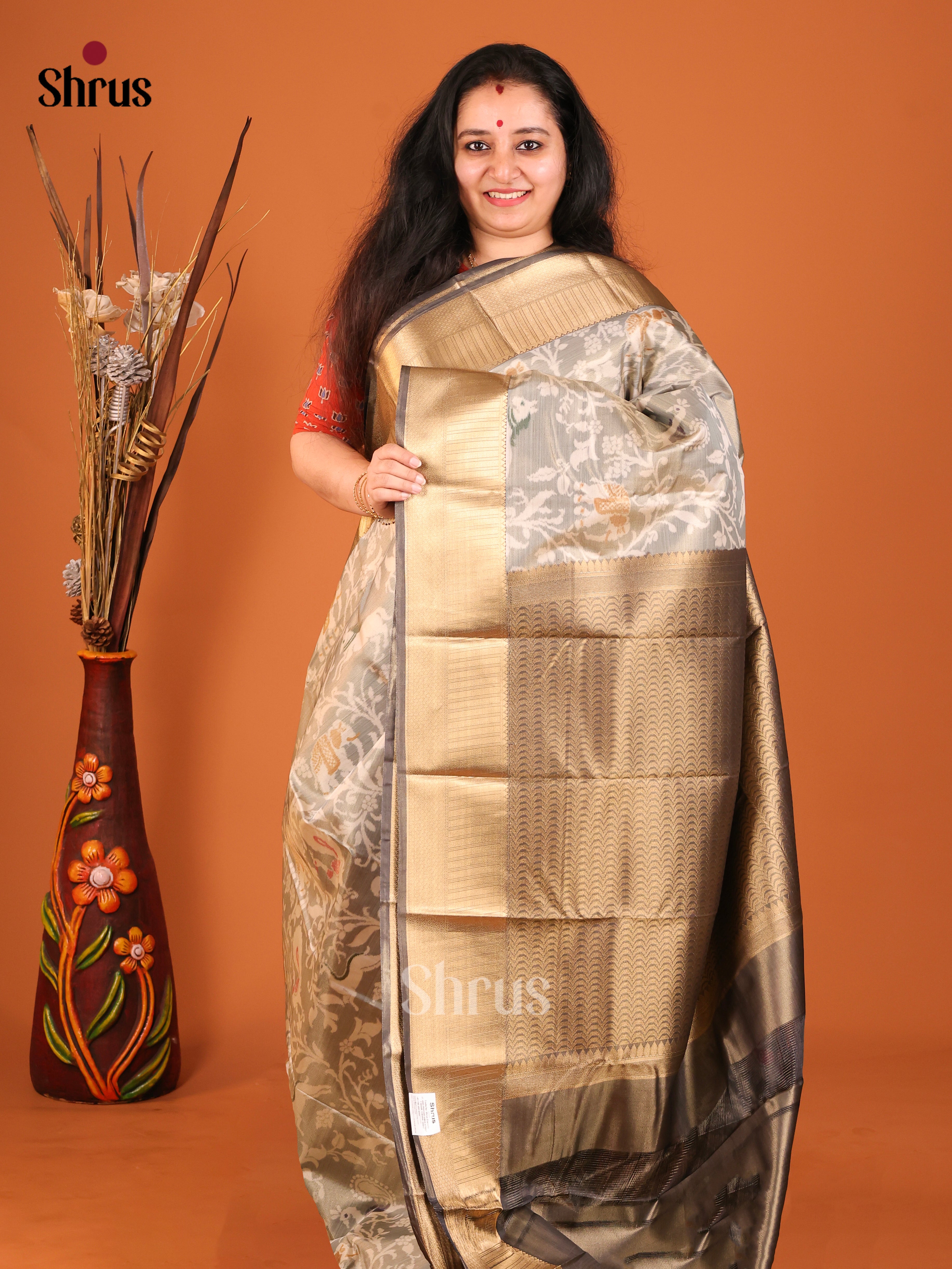 DHS26067 - Kanchipuram-halfpure Saree - Shop on Shrus.com