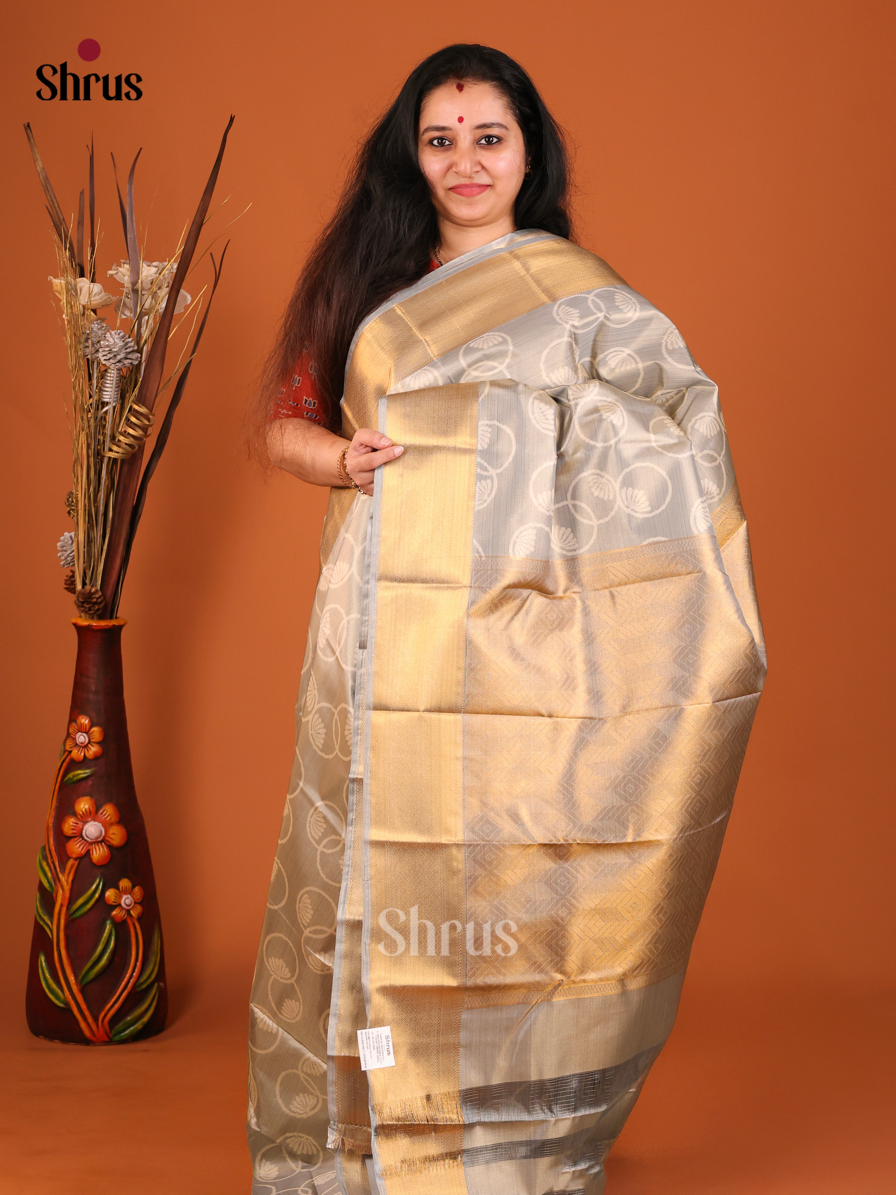 grey designed Kanchipuram-halfpure Saree