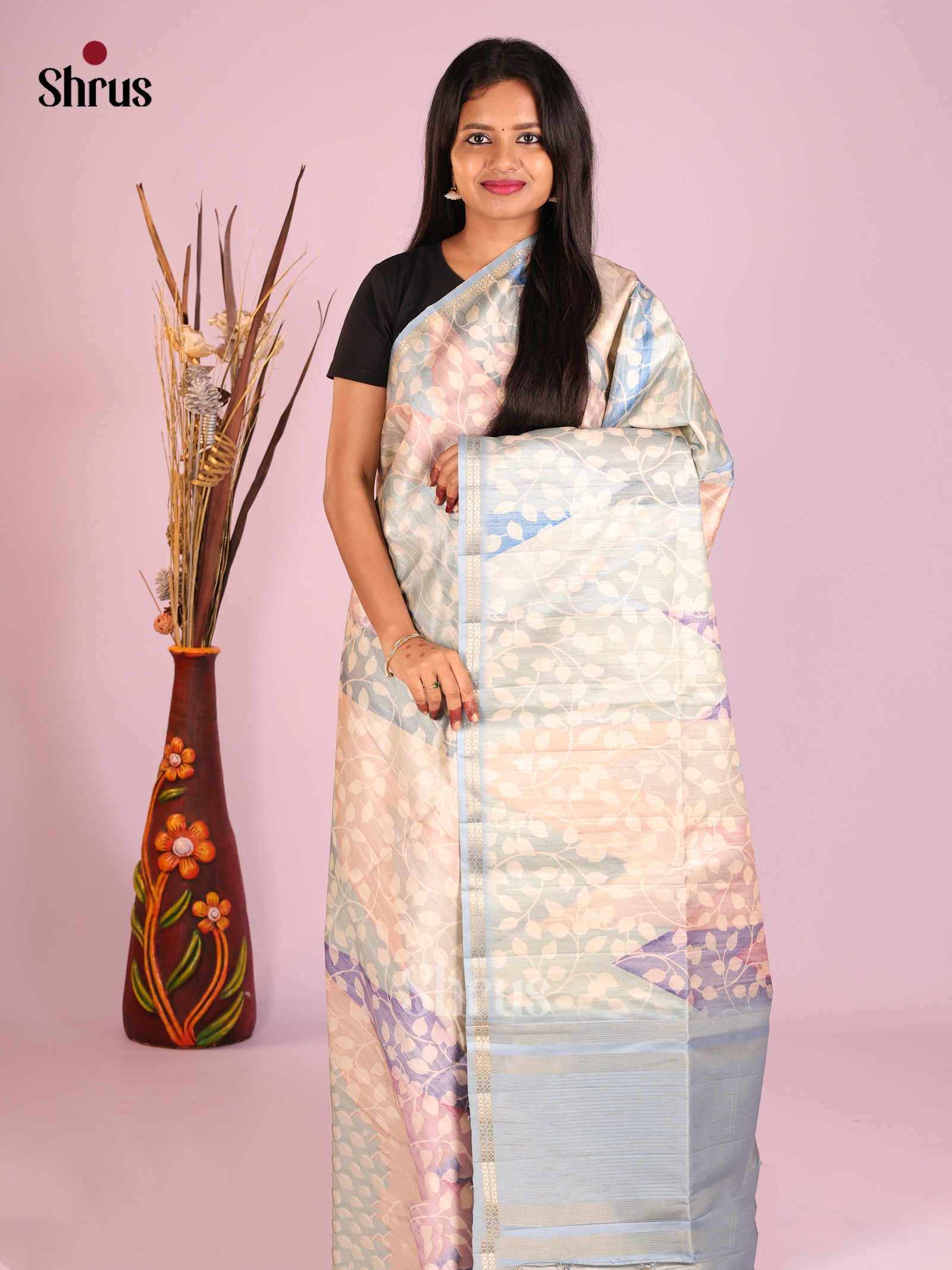 DHS28250 - Printed Semi Tussar Saree