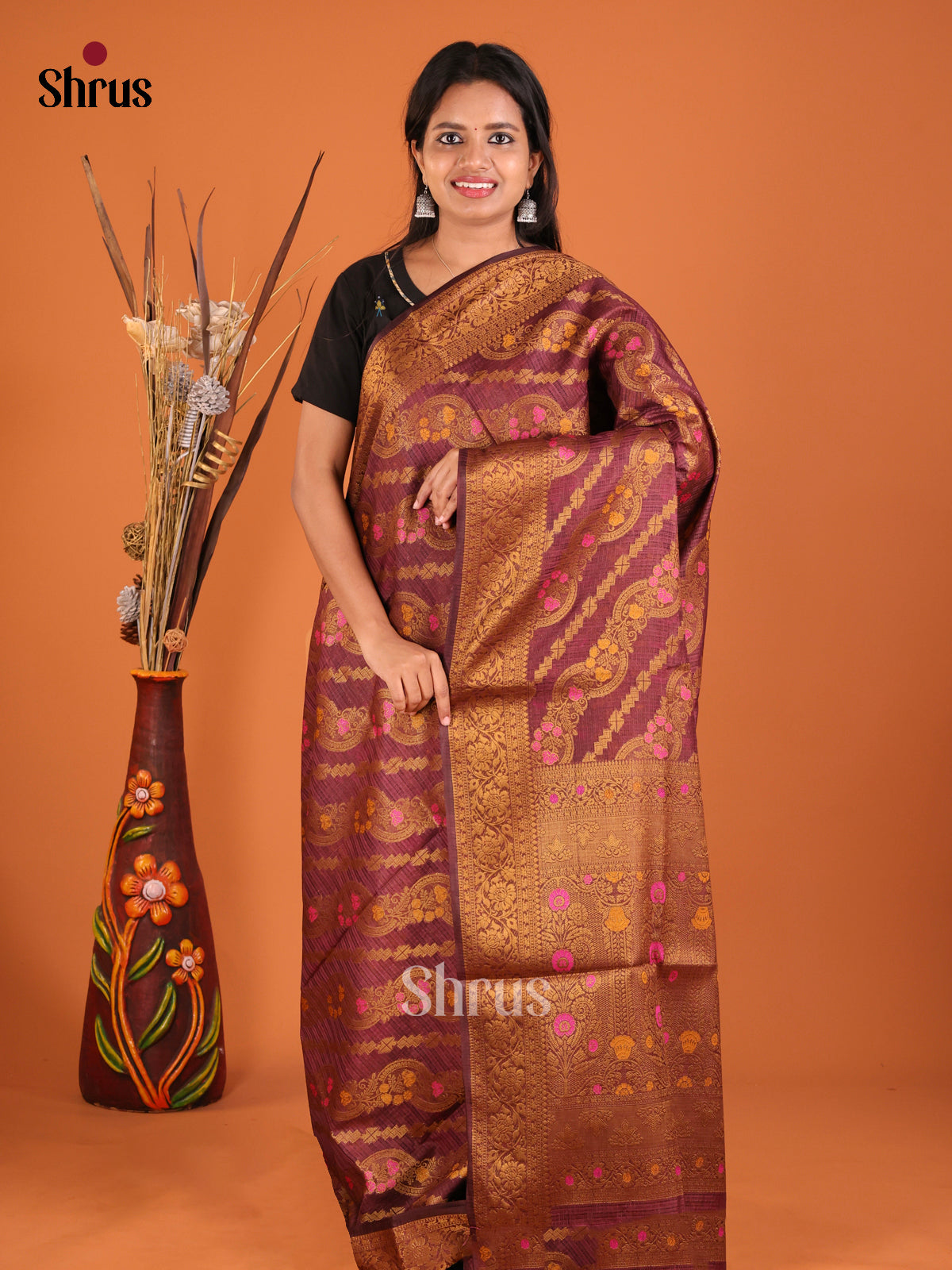 marrown gold lined zari small pink North Silk Cotton Saree 