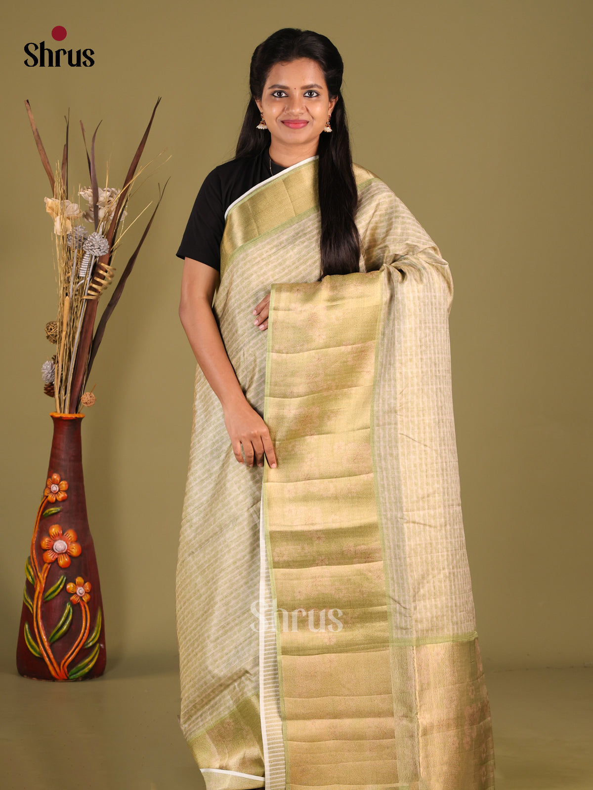 DHS28427 - Semi matka Saree