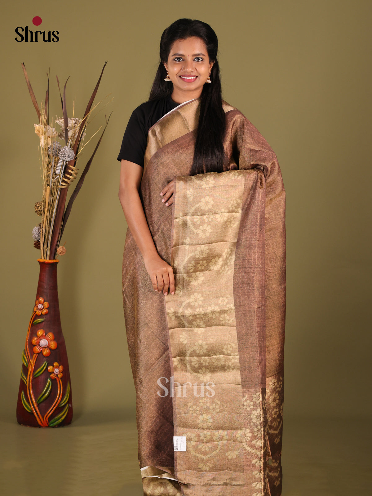 DHS28454 - Semi matka Saree