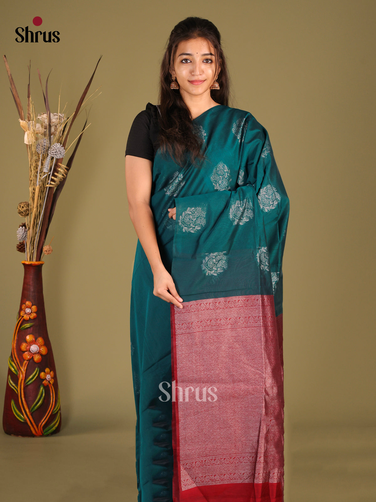 Peacock Green & Maroon - Semi Silkcotton Saree - Shop on Shrus.com