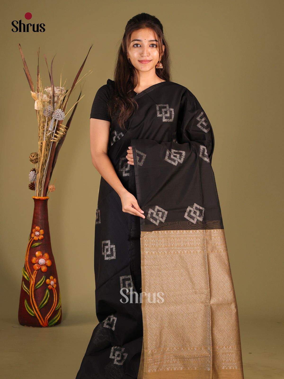 Black & Beige - Semi Silkcotton Saree - Shop on Shrus.com