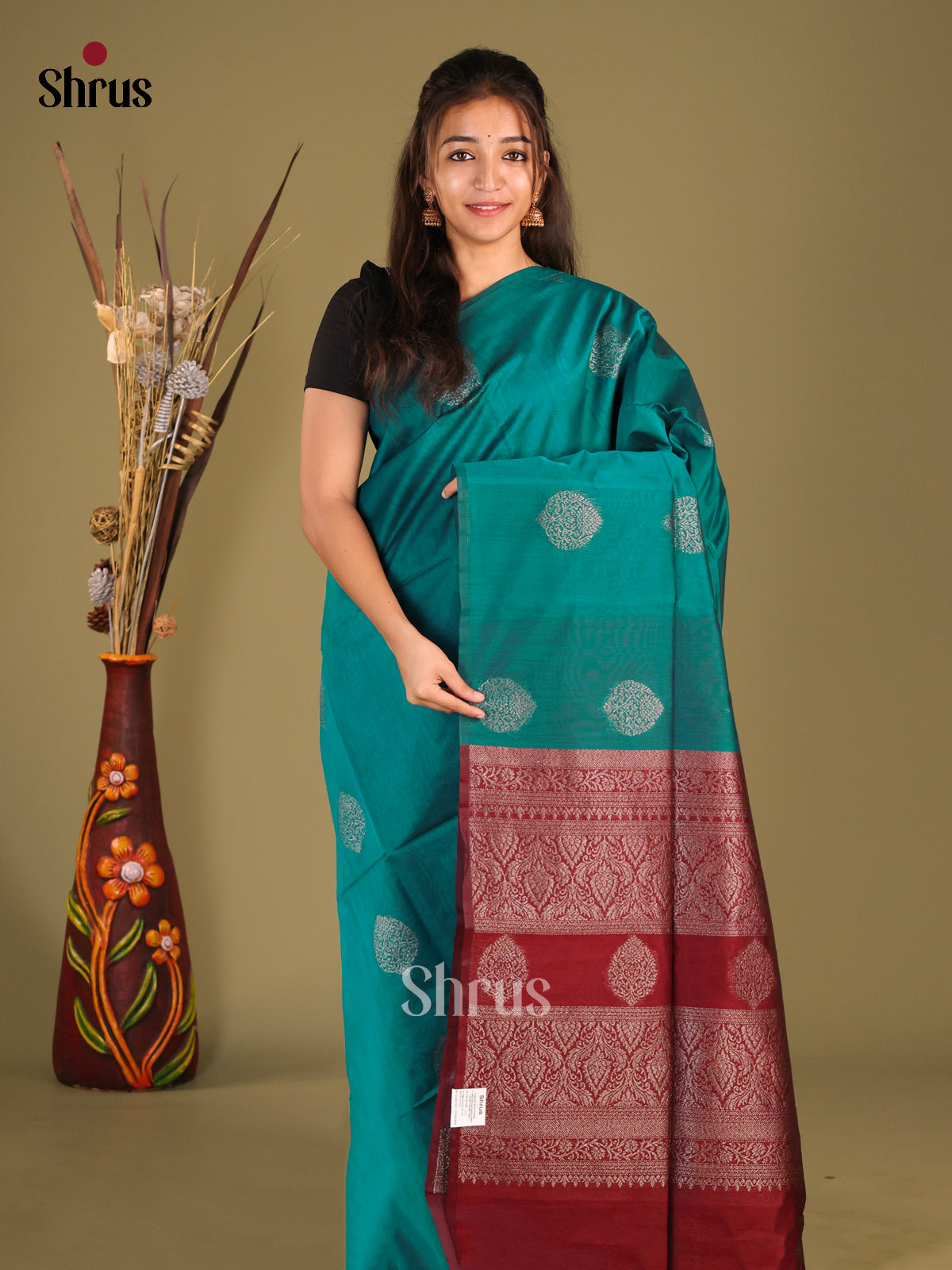 Green & Maroon- Semi Silkcotton Saree - Shop on Shrus.com