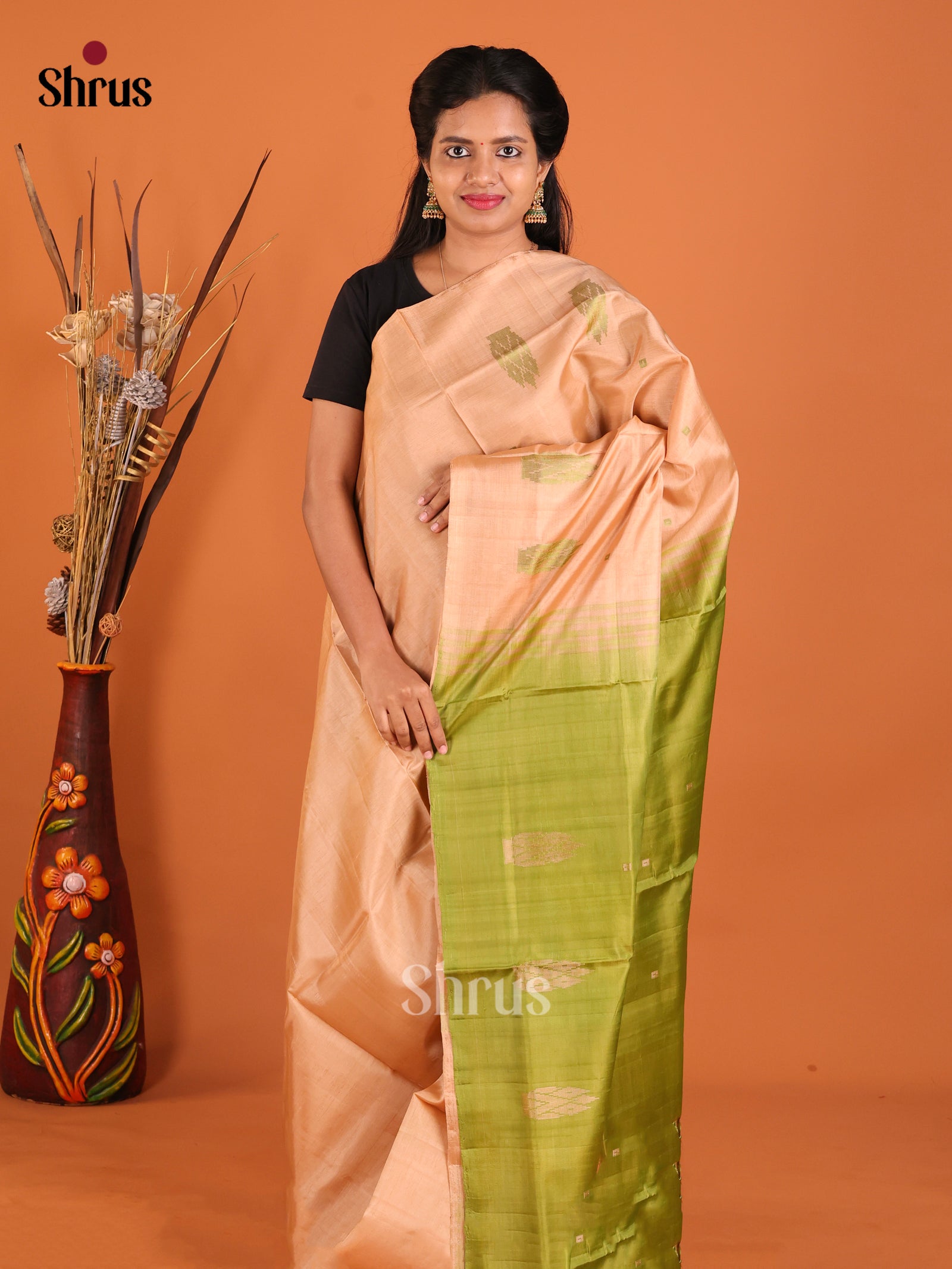 DHS29477 - Banana Pith without blouse Saree - Shop on Shrus.com