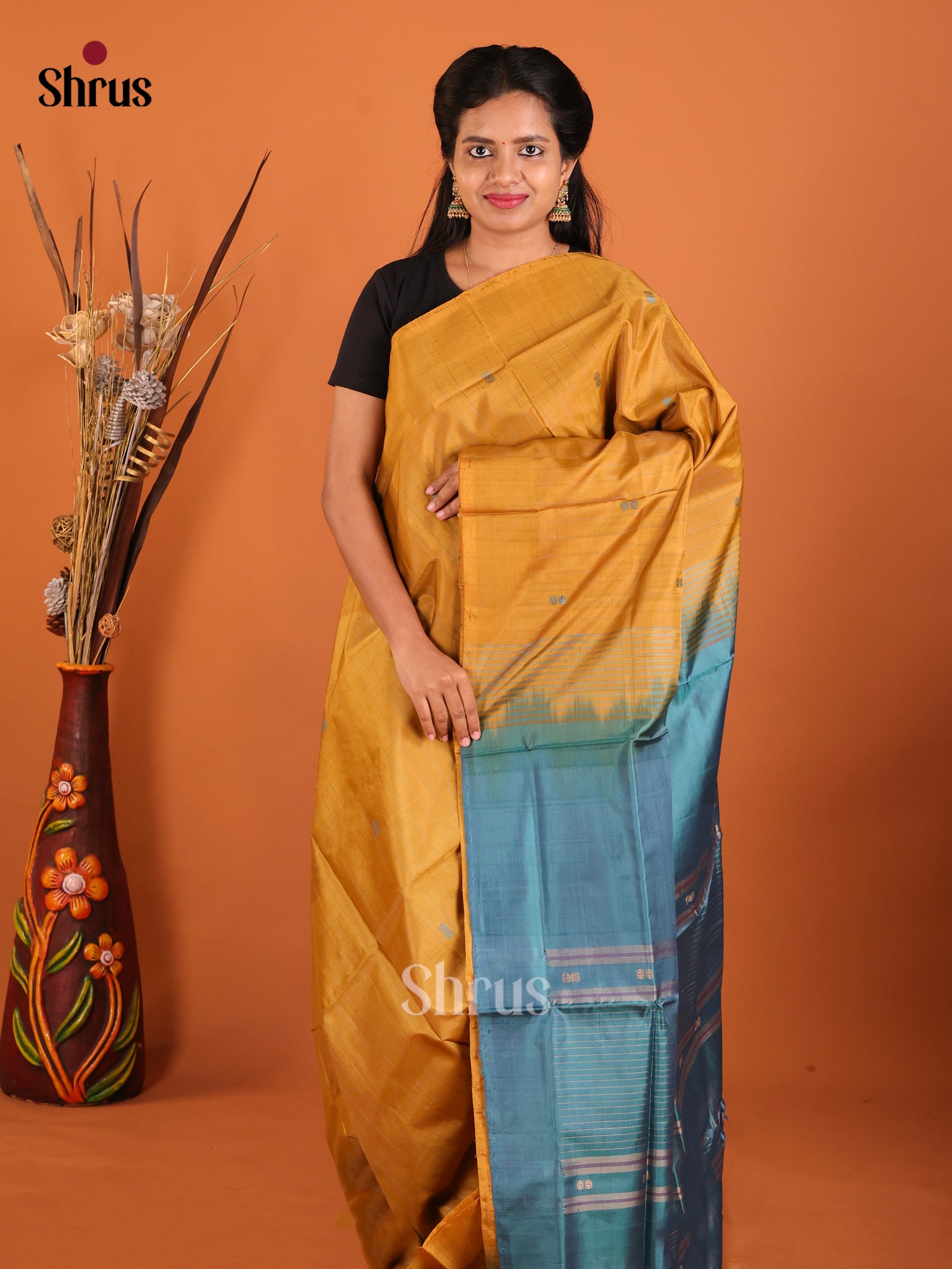 DHS29480 - Banana Pith without blouse Saree - Shop on Shrus.com
