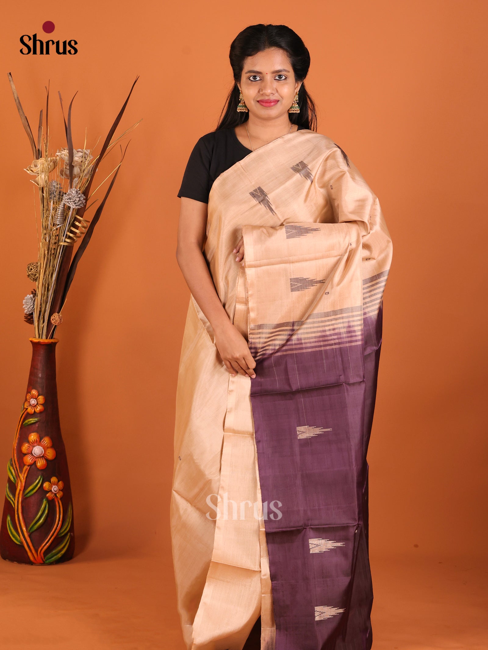 DHS29481 - Banana Pith without blouse Saree - Shop on Shrus.com