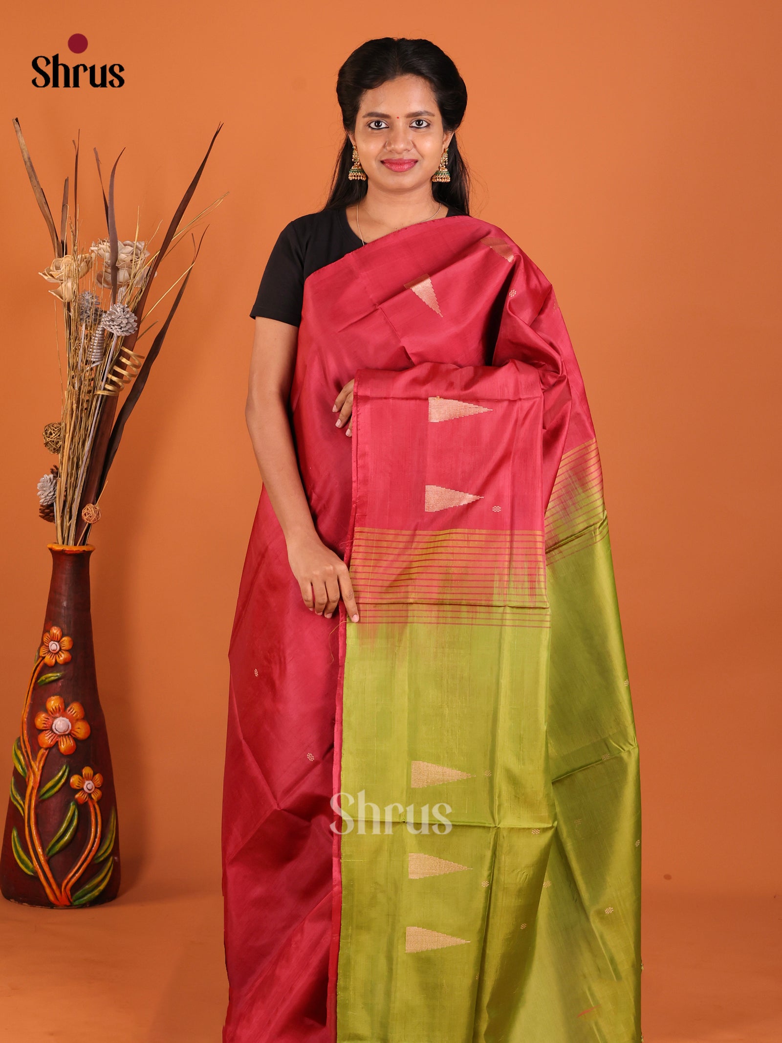 DHS29497 - Banana Pith without blouse Saree - Shop on Shrus.com