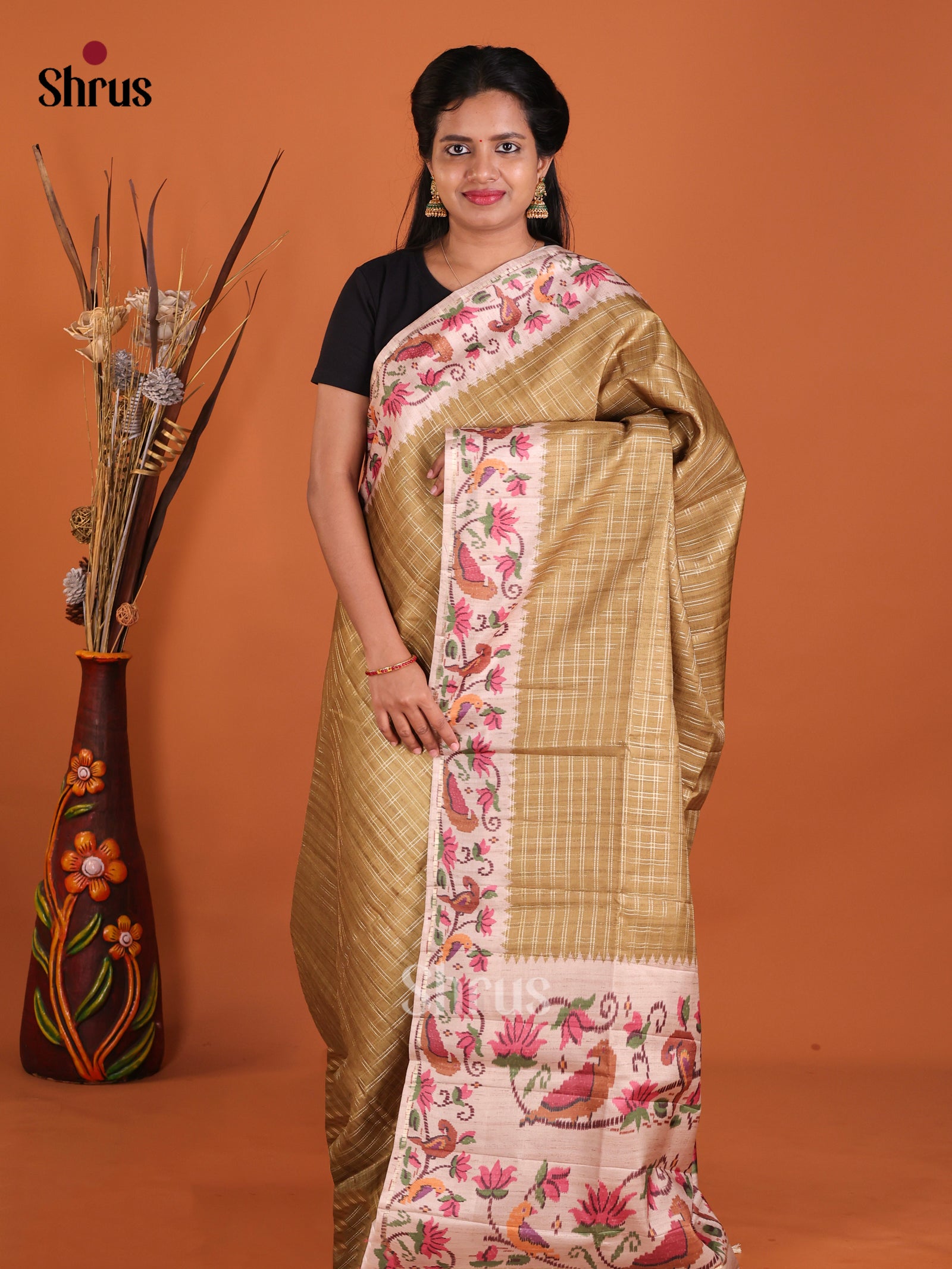 Mehandi & Cream - Moonga Silk Saree