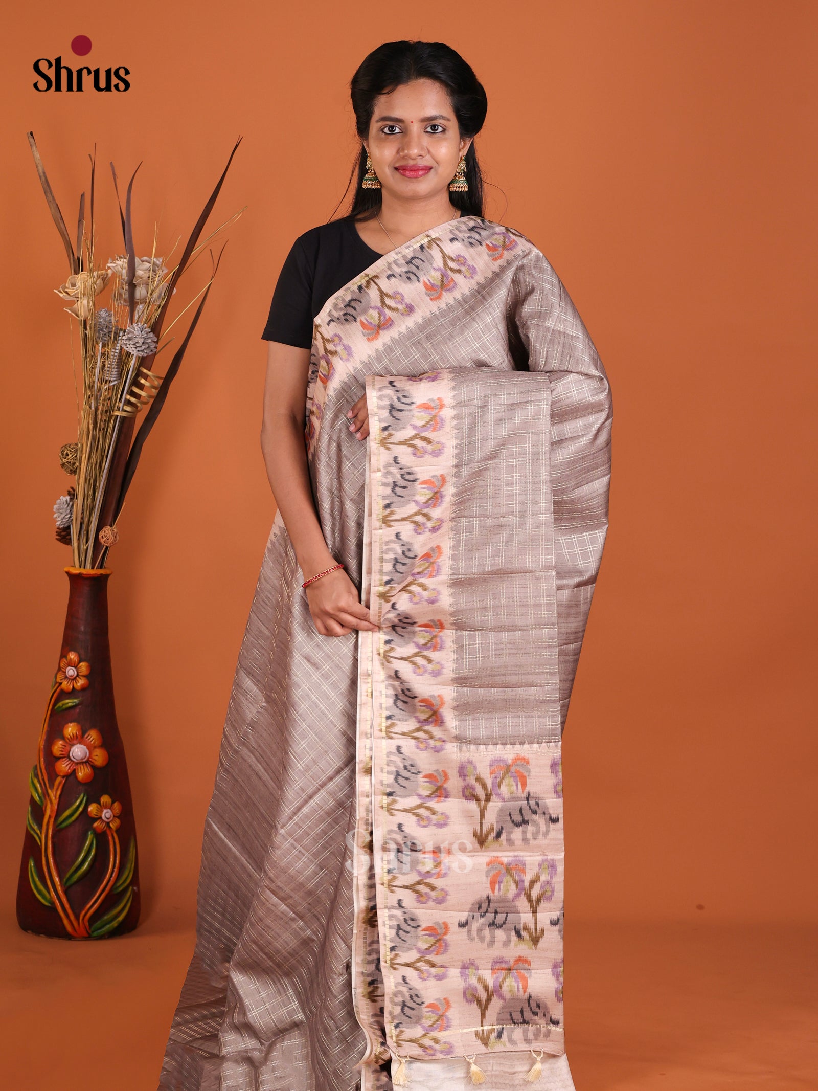 Grey & Cream - Moonga Silk Saree
