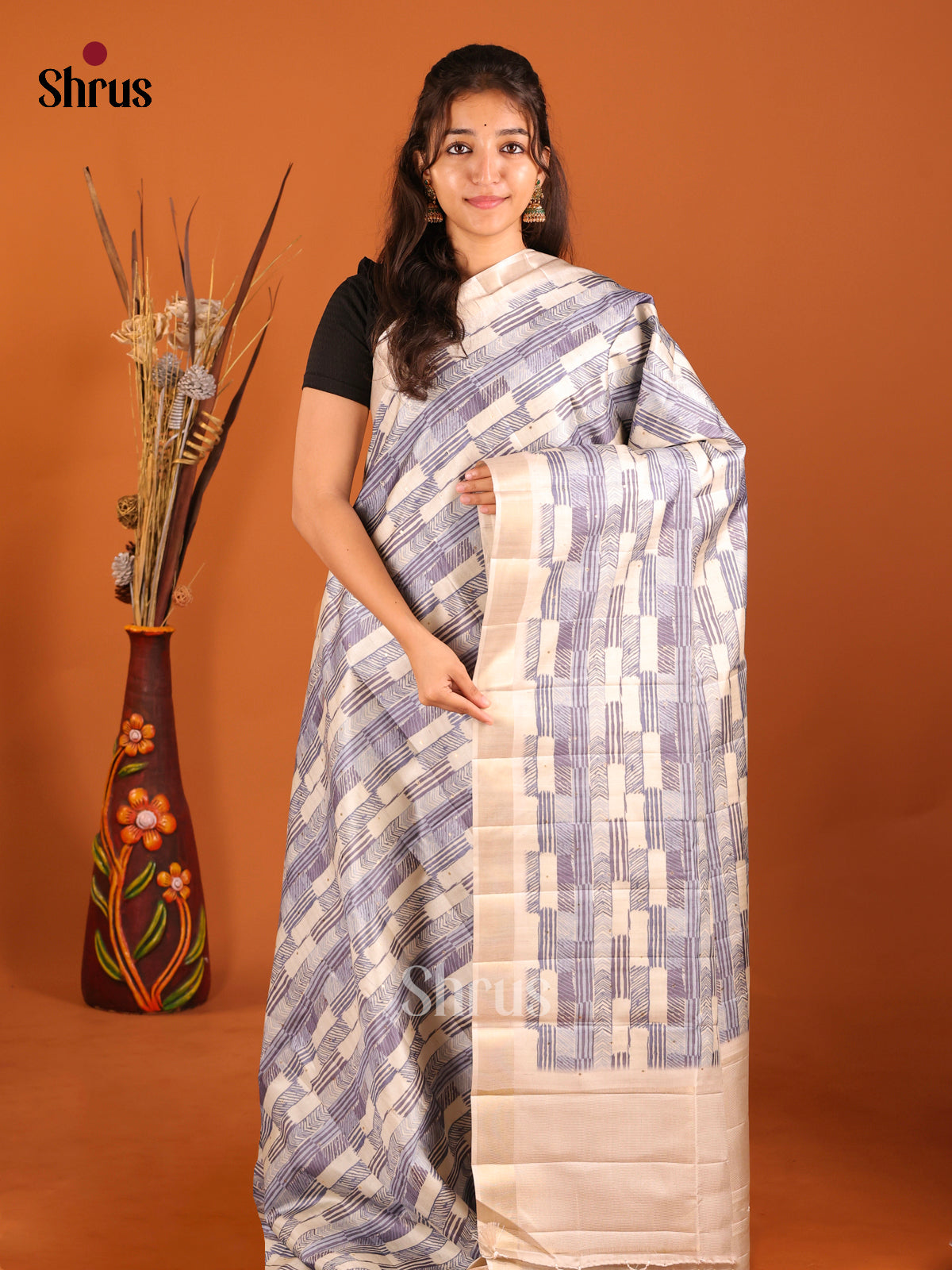 DHS30098 - Semi matka Saree