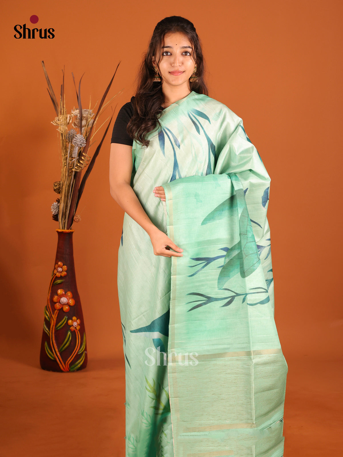 DHS30108 - Semi matka Saree