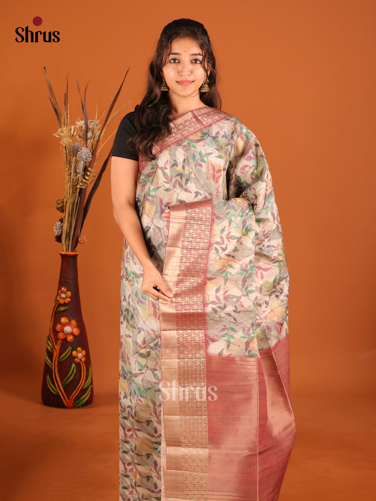 DHS30118 - Semi matka Saree