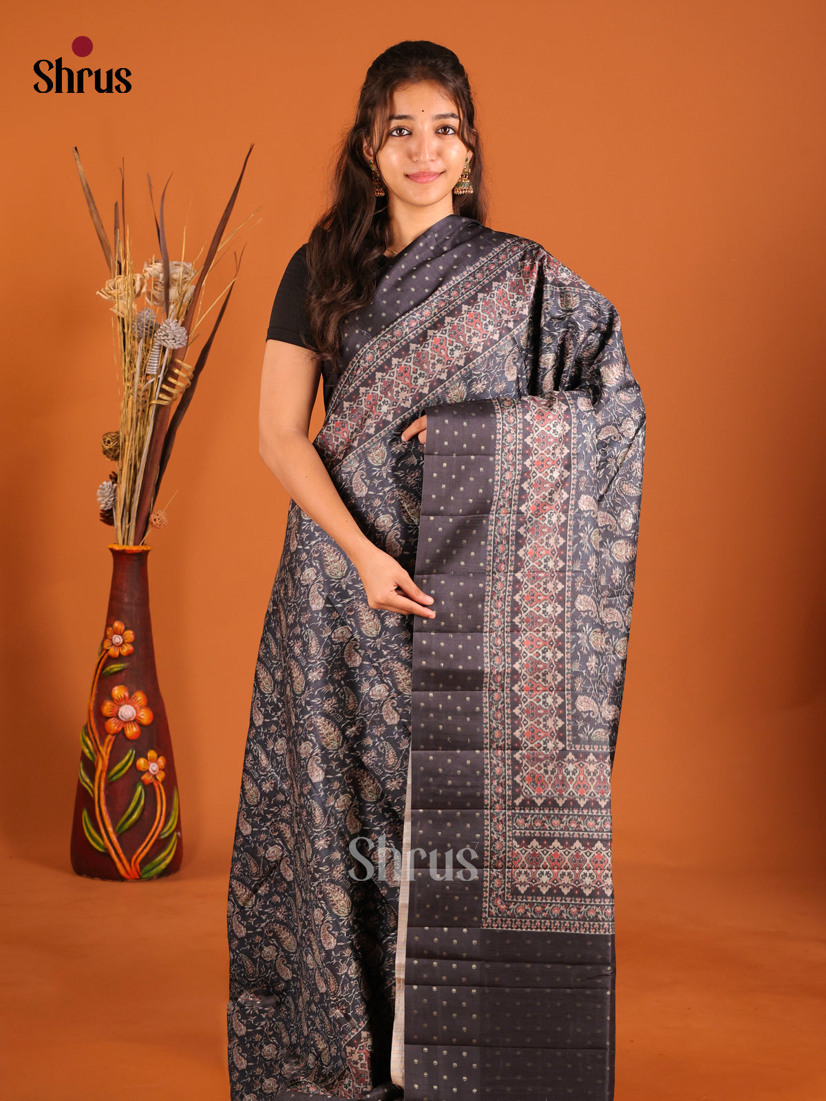 DHS30124 - Semi matka Saree