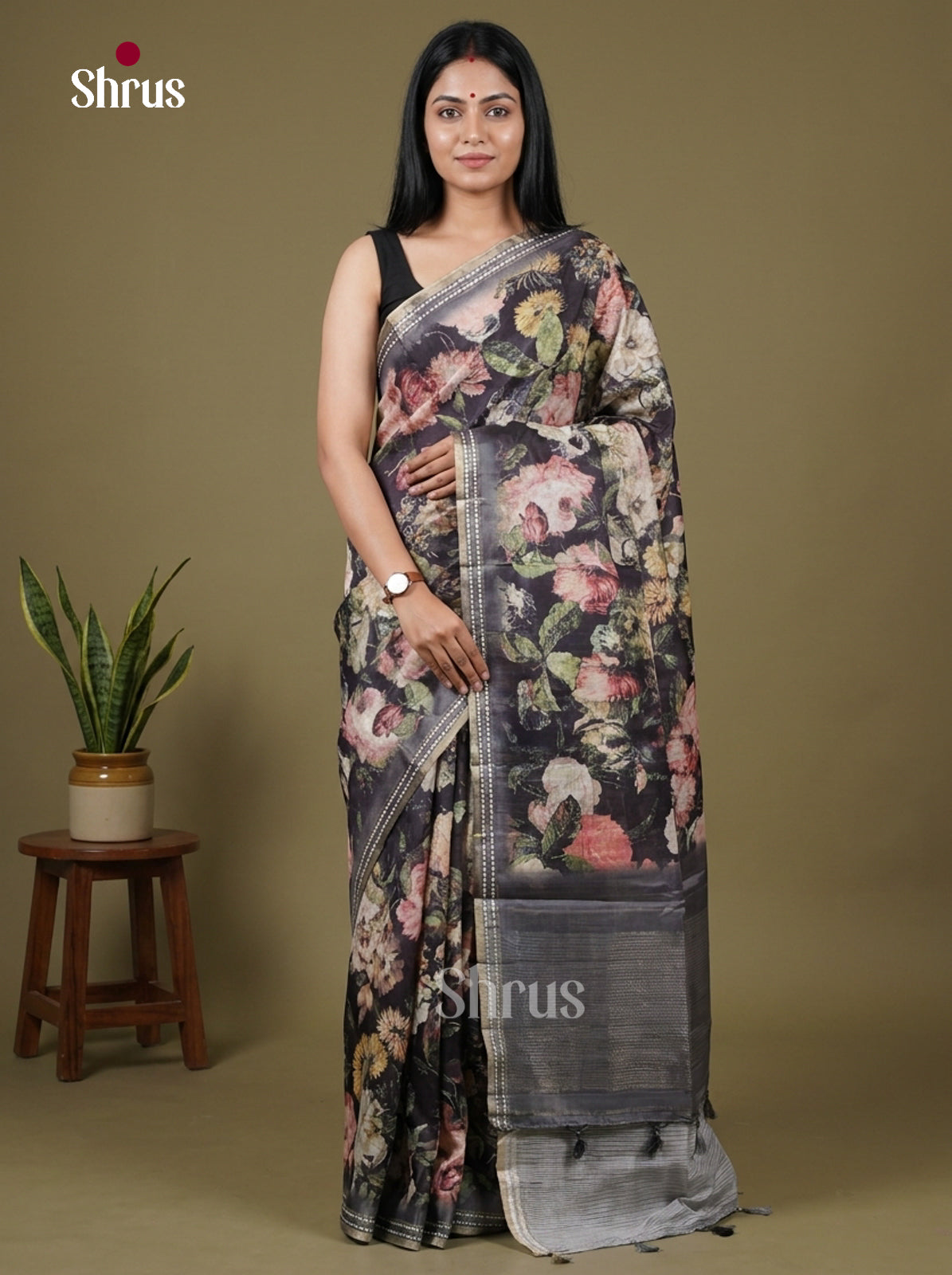DHS30143 - Semi matka Saree