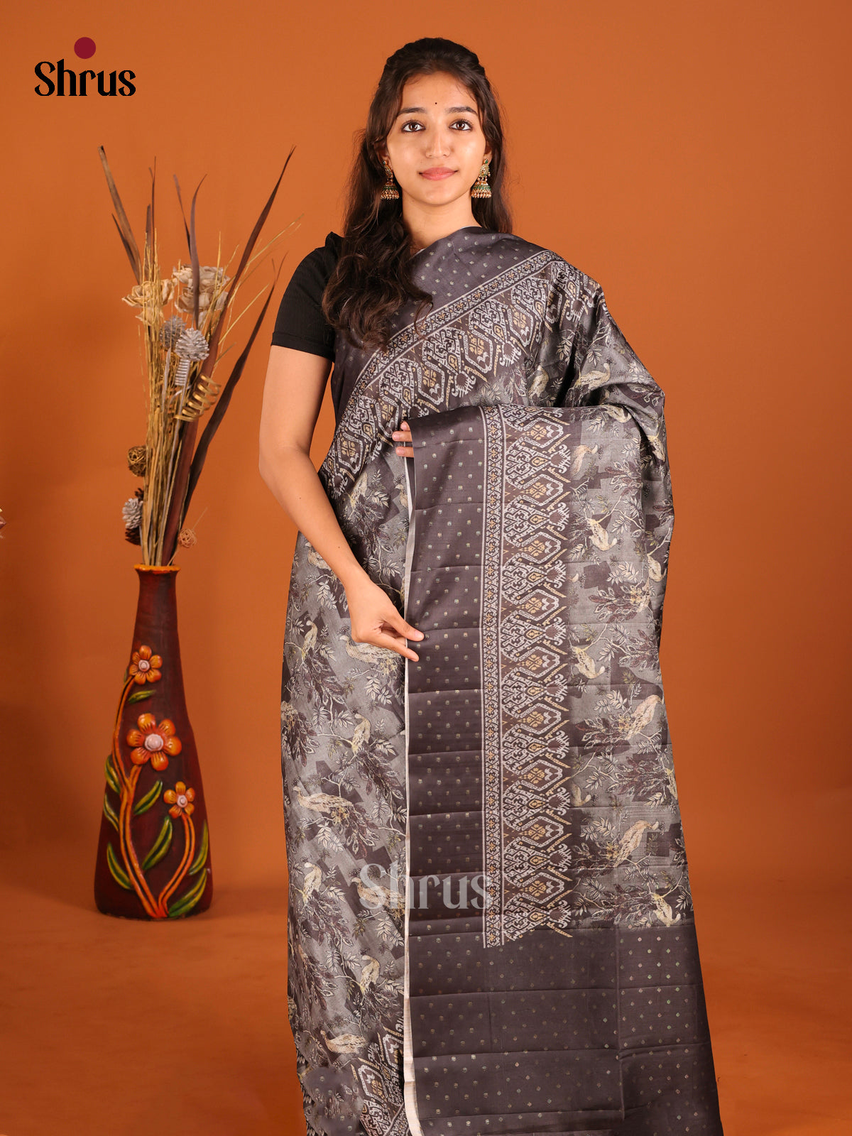 DHS30149 - Semi matka Saree