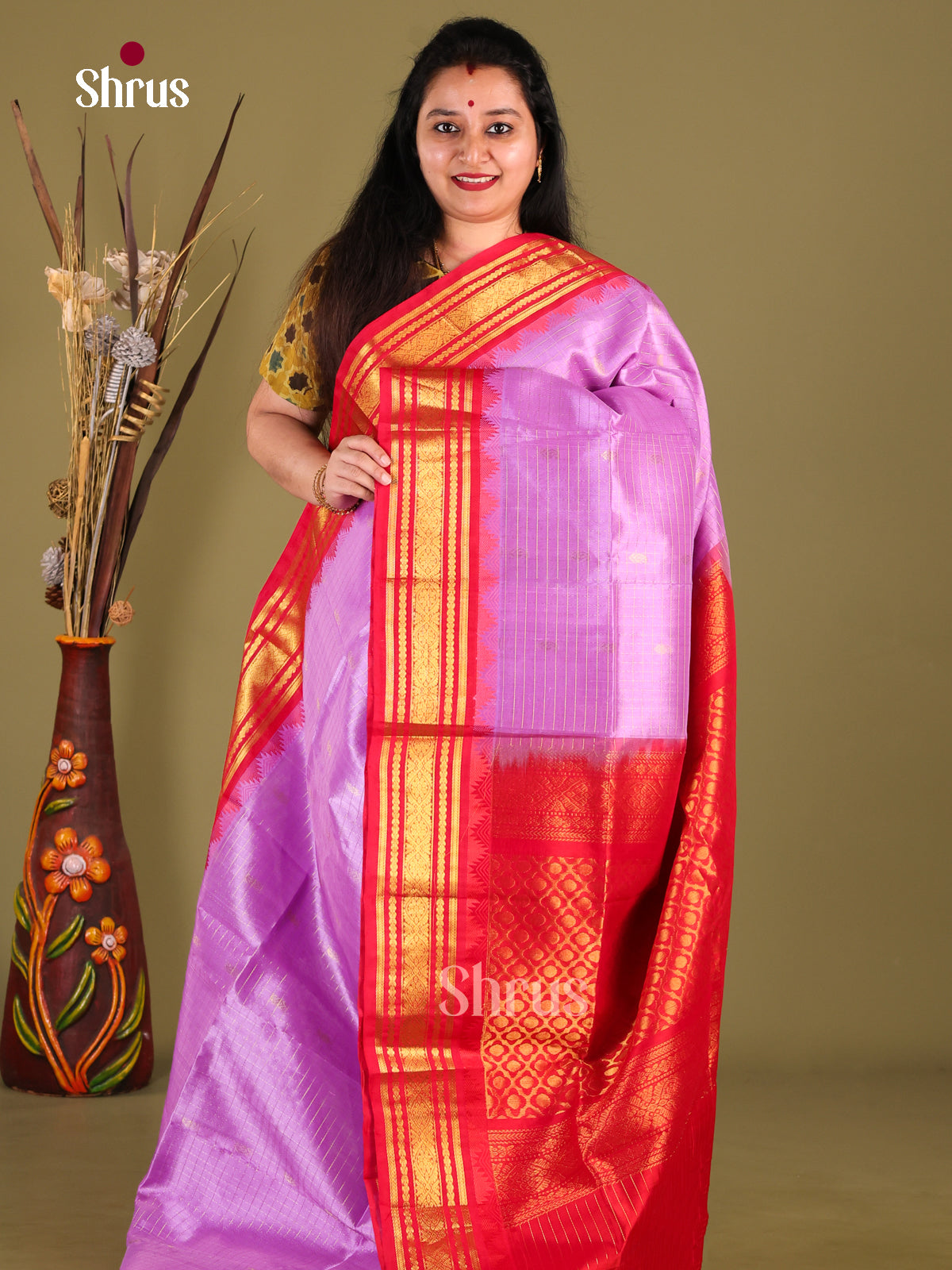DIS01014 - Korvai-kattams Saree - Shop on Shrus.com