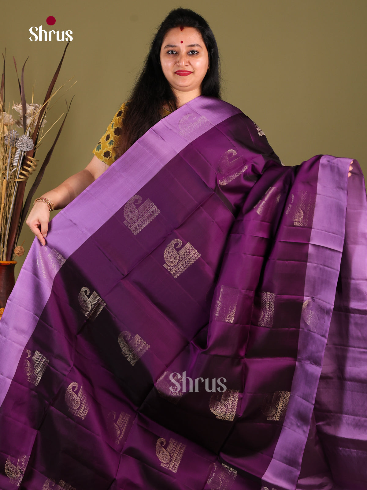 DIS01189 - Softsilk-halfpure Saree - Shop on Shrus.com