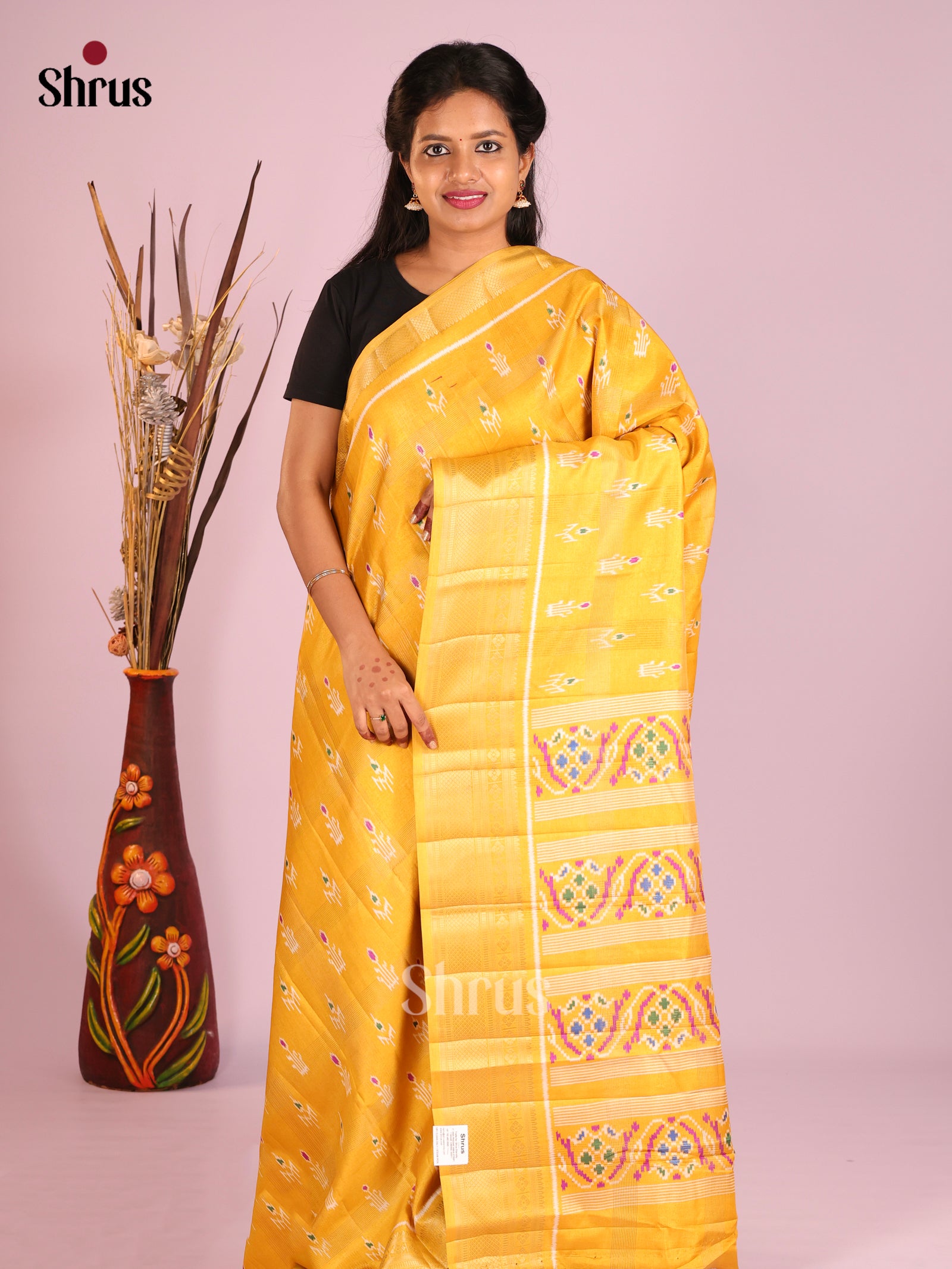 DIS02087 - Semi Crepe Saree