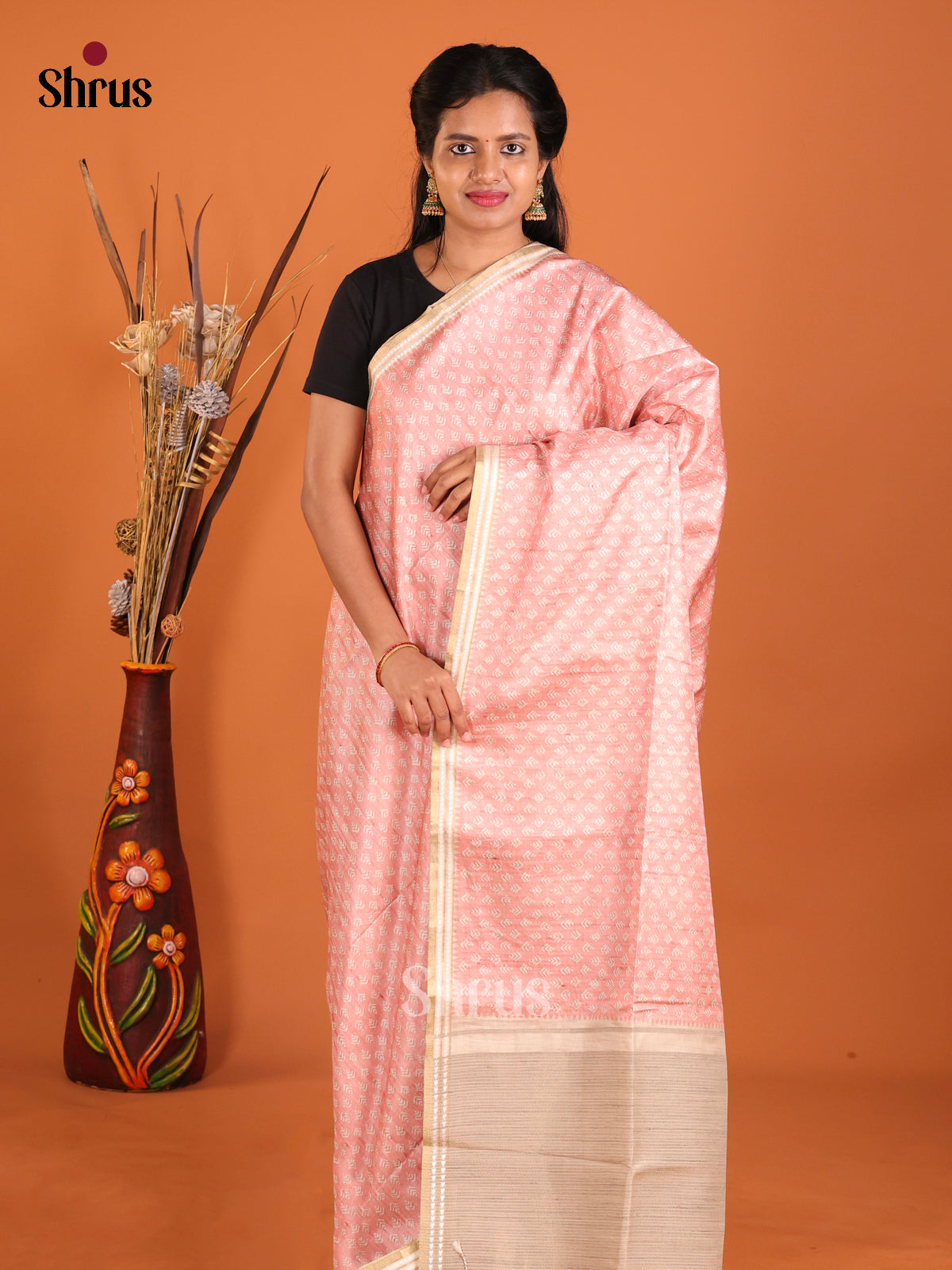 DIS02201 - Semi matka Saree