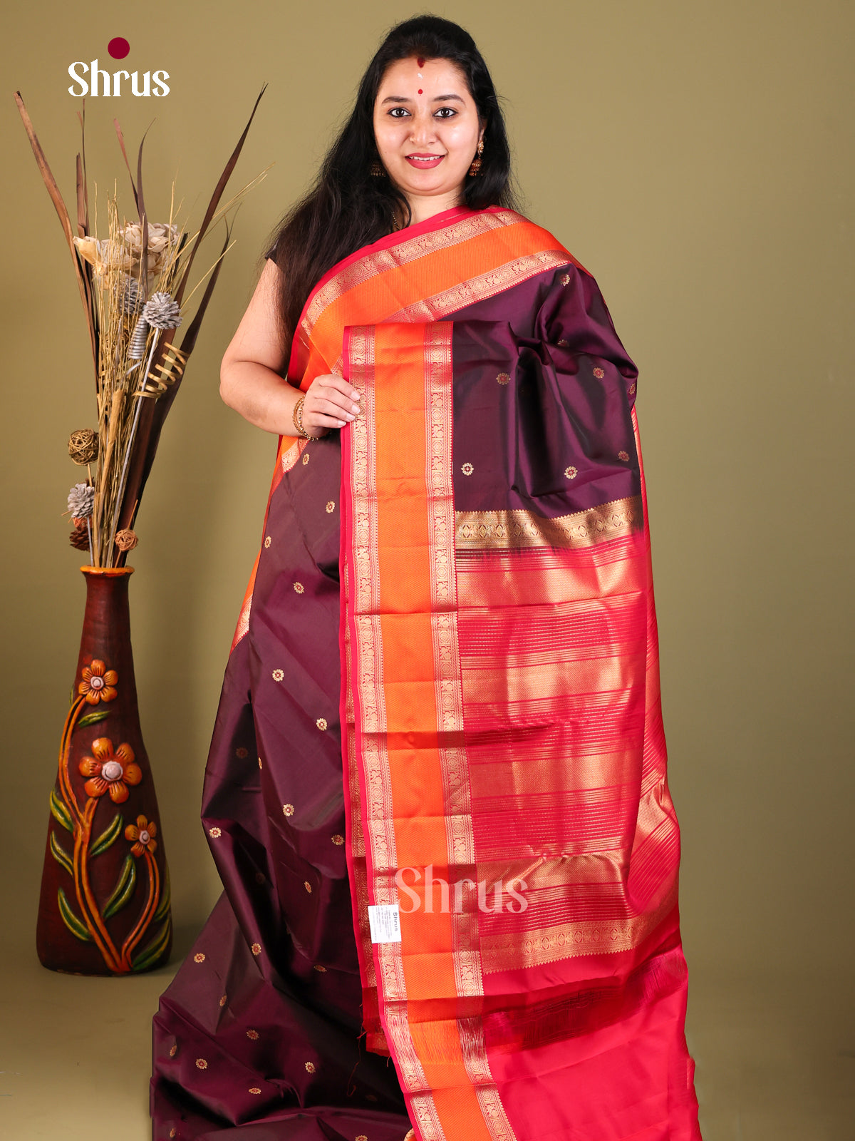 maroon orange red Kanchipuram Butta design Saree