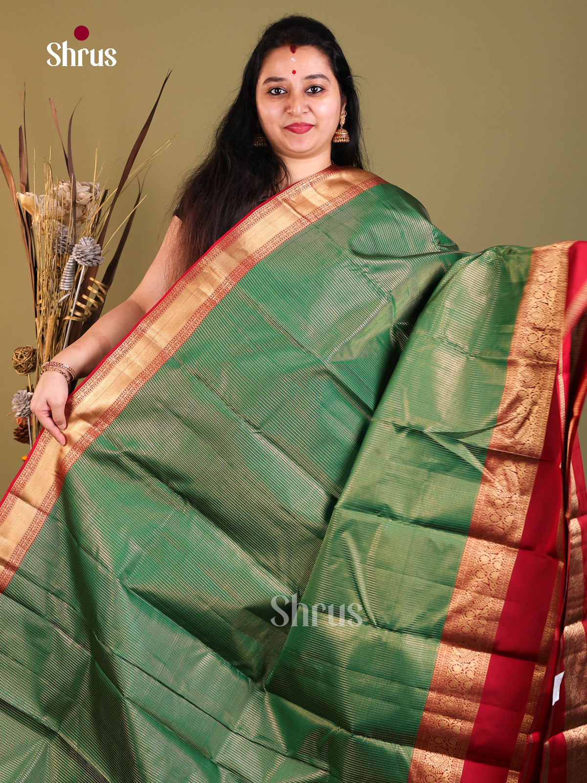 green red Kanchipuram Rettapet Saree -1