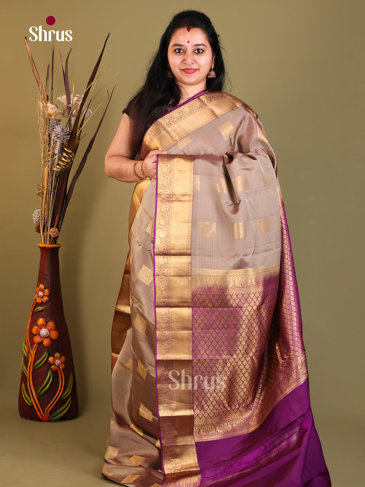 DIS05017 - Kanchipuram-halfpure Saree - Shop on Shrus.com