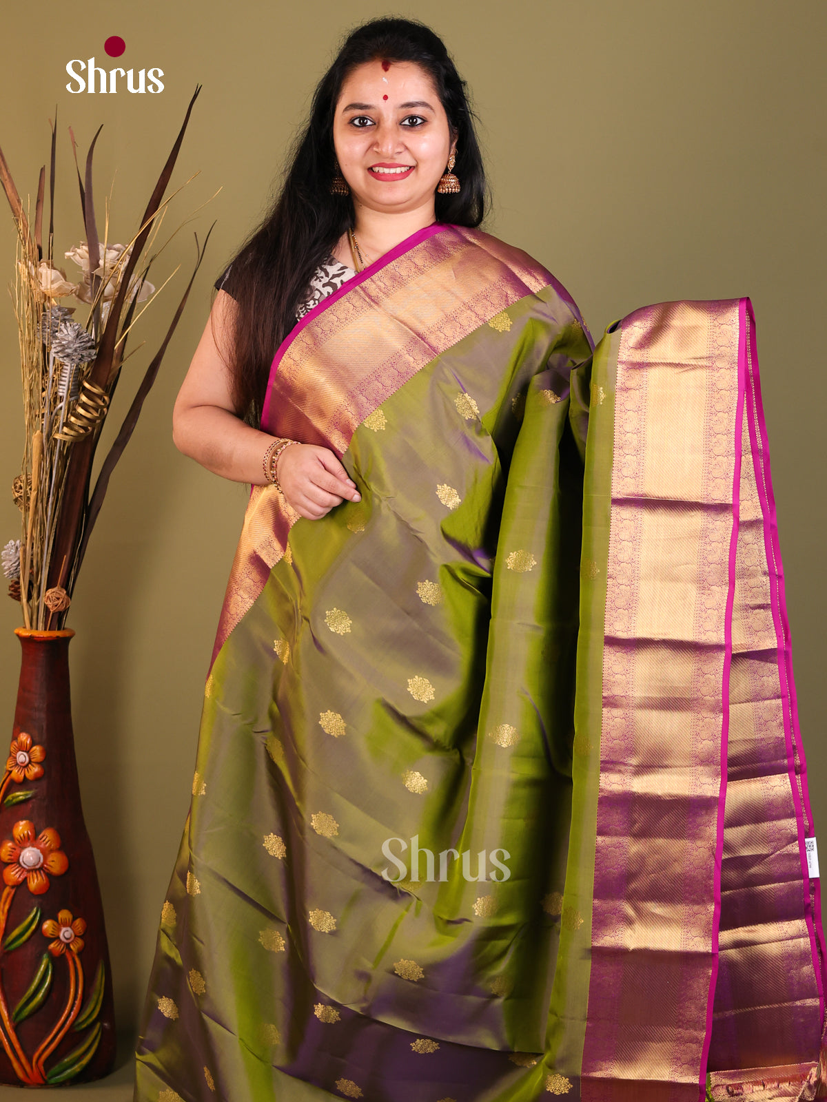 Double Shaded Green & Majenta - Kanchipuram-halfpure Saree - Shop on Shrus.com