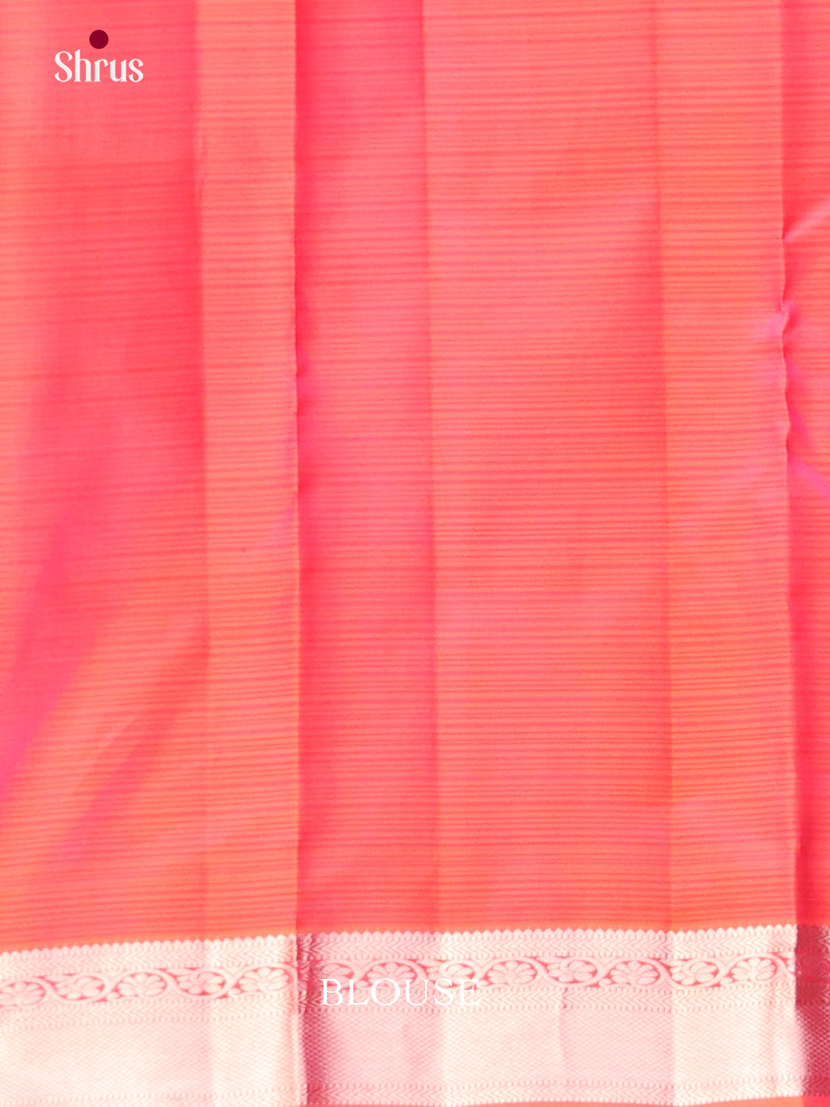 shiny radiant Kanchipuram Butta design Saree -2