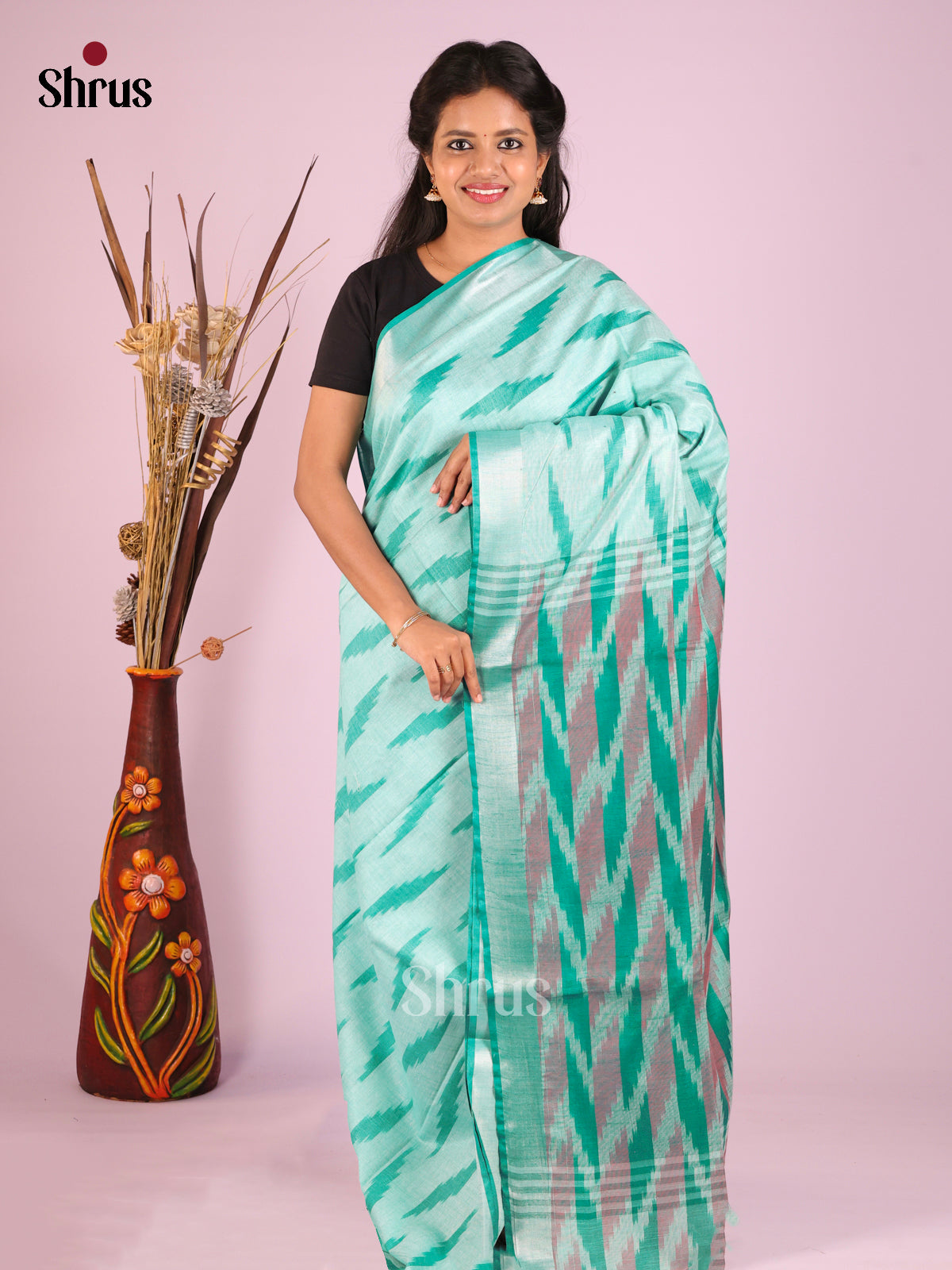 Pastel Green- Semi Ikkat Saree - Shop on Shrus.com