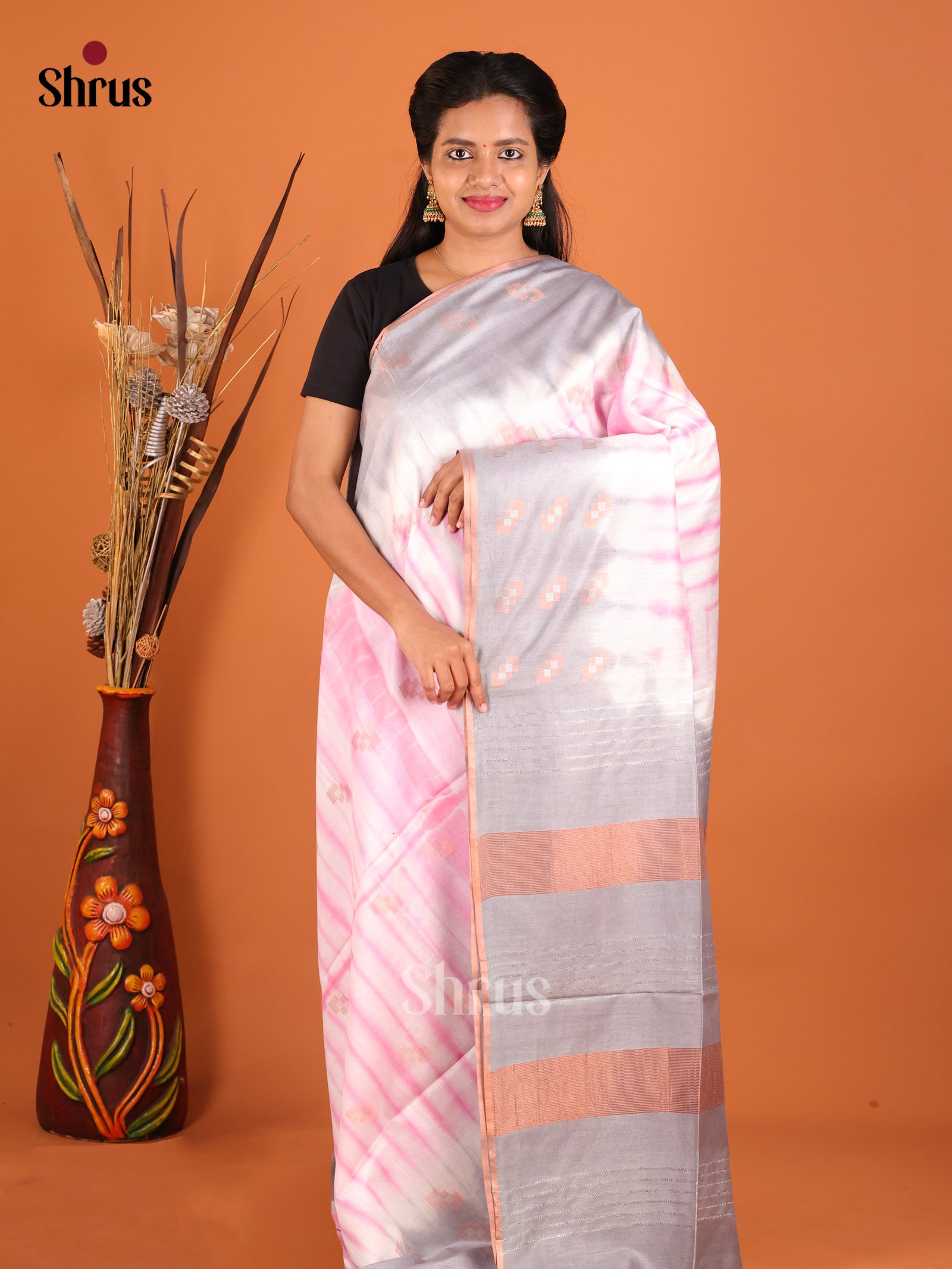 Cream & Grey - Shibori Saree
