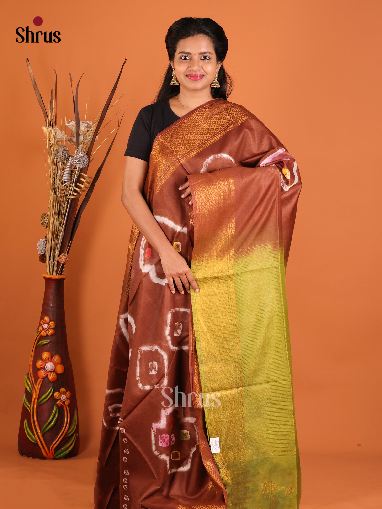 DIS05312 - Shibori Saree - Shop on Shrus.com