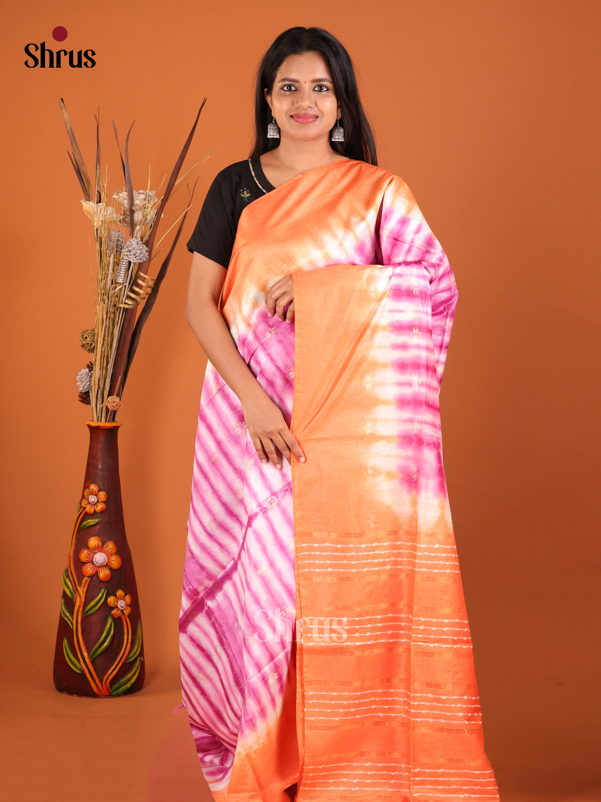 DIS05324 - Shibori Saree - Shop on Shrus.com