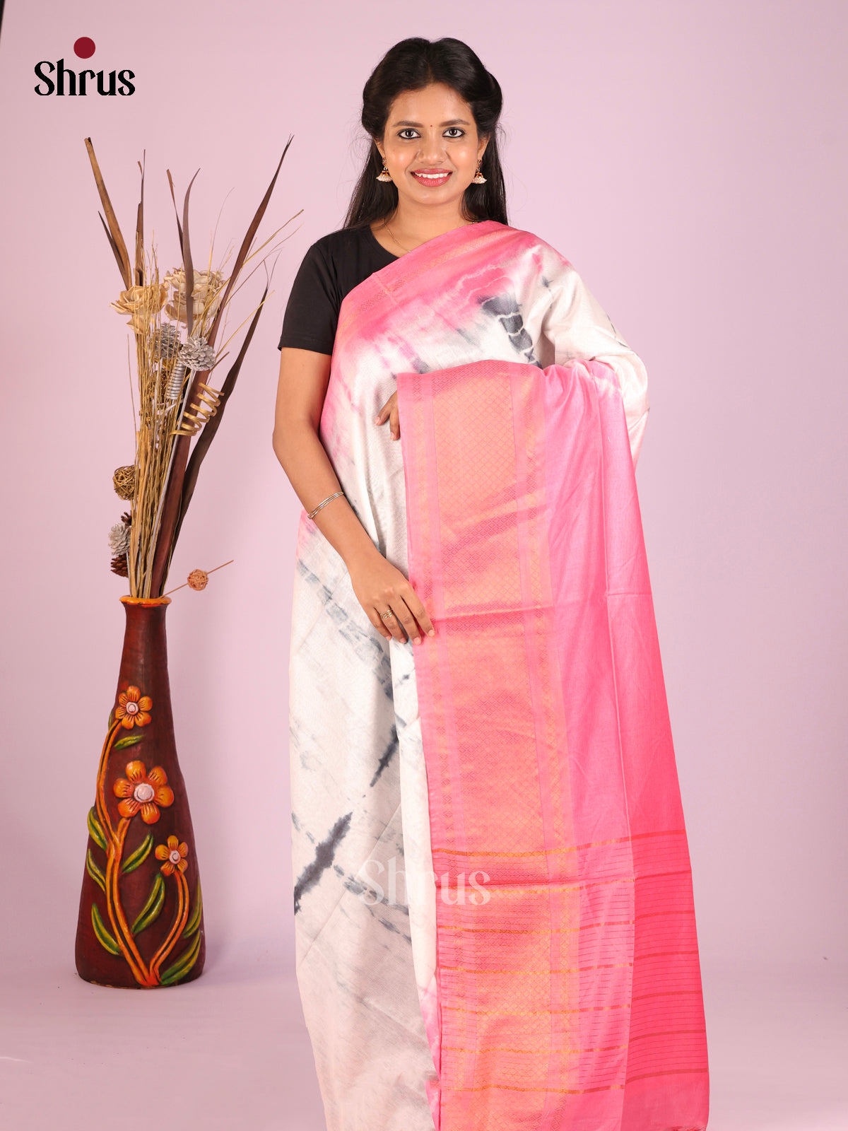 Cream & Pink - Shibori Saree - Shop on Shrus.com