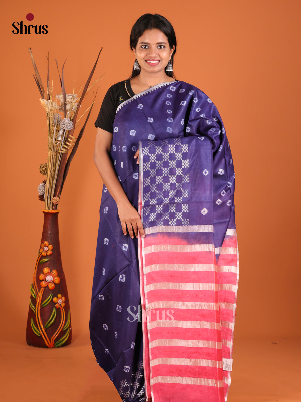 DIS05408 - Shibori Saree - Shop on Shrus.com