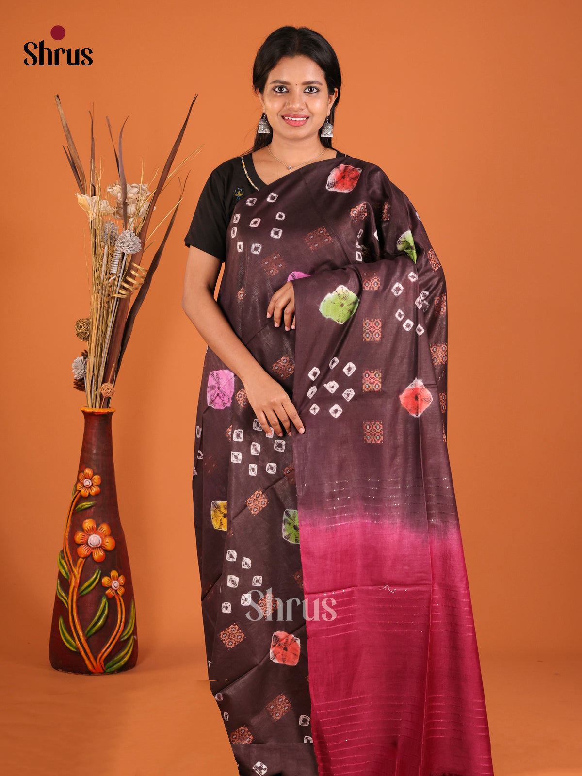 DIS05417 - Shibori Saree - Shop on Shrus.com