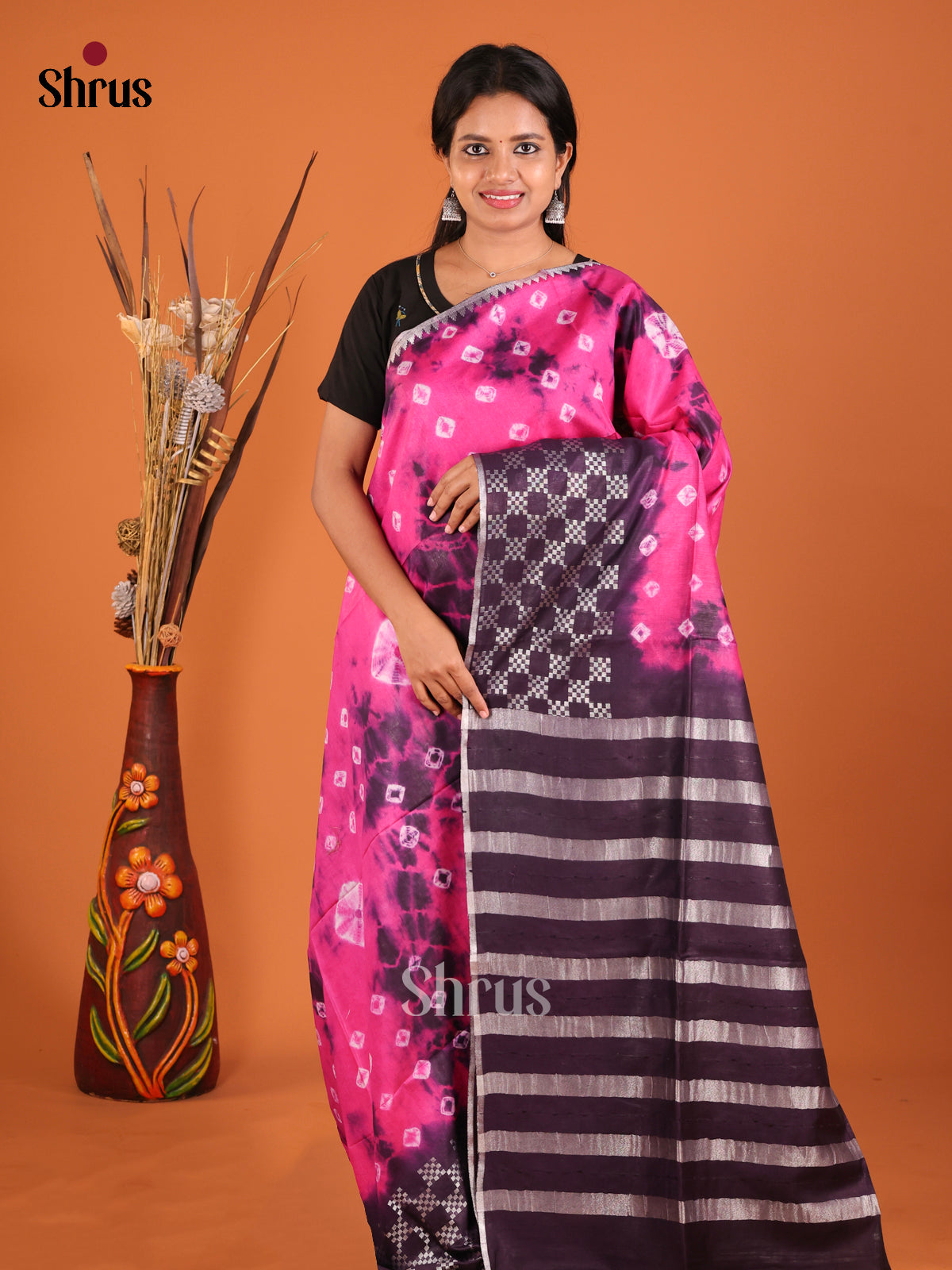 DIS05433 - Shibori Saree - Shop on Shrus.com
