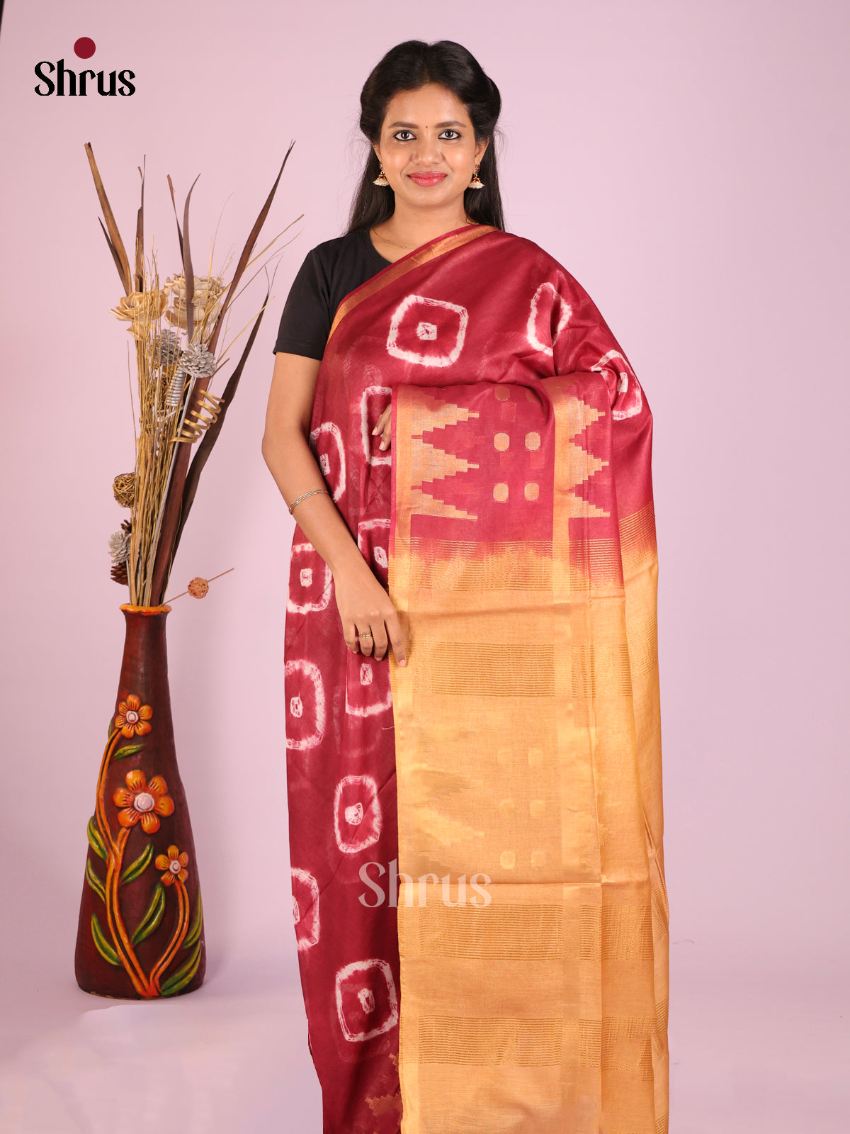 Maroon & Beige - Shibori Saree - Shop on Shrus.com