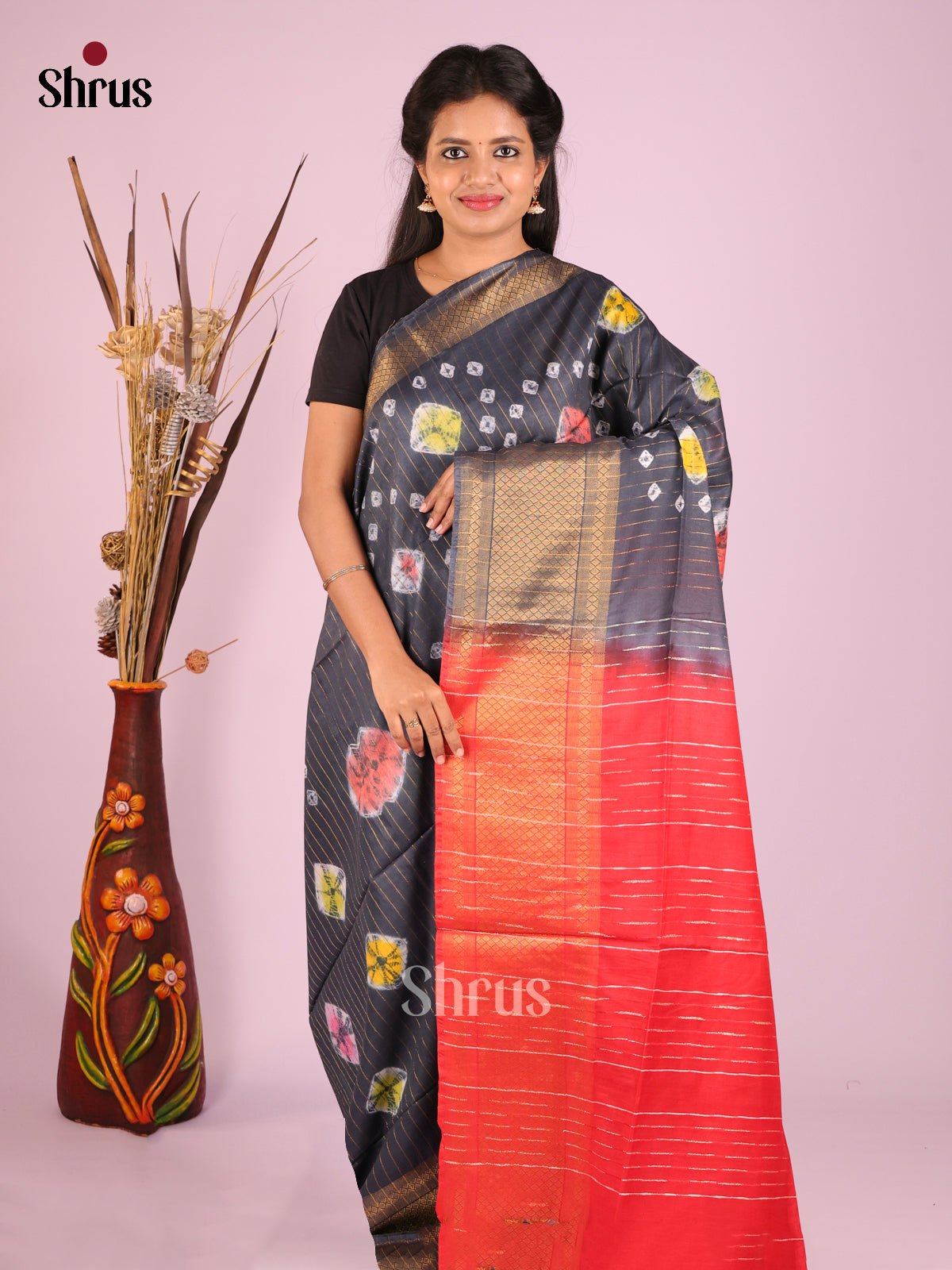 Black & Red - Shibori Saree