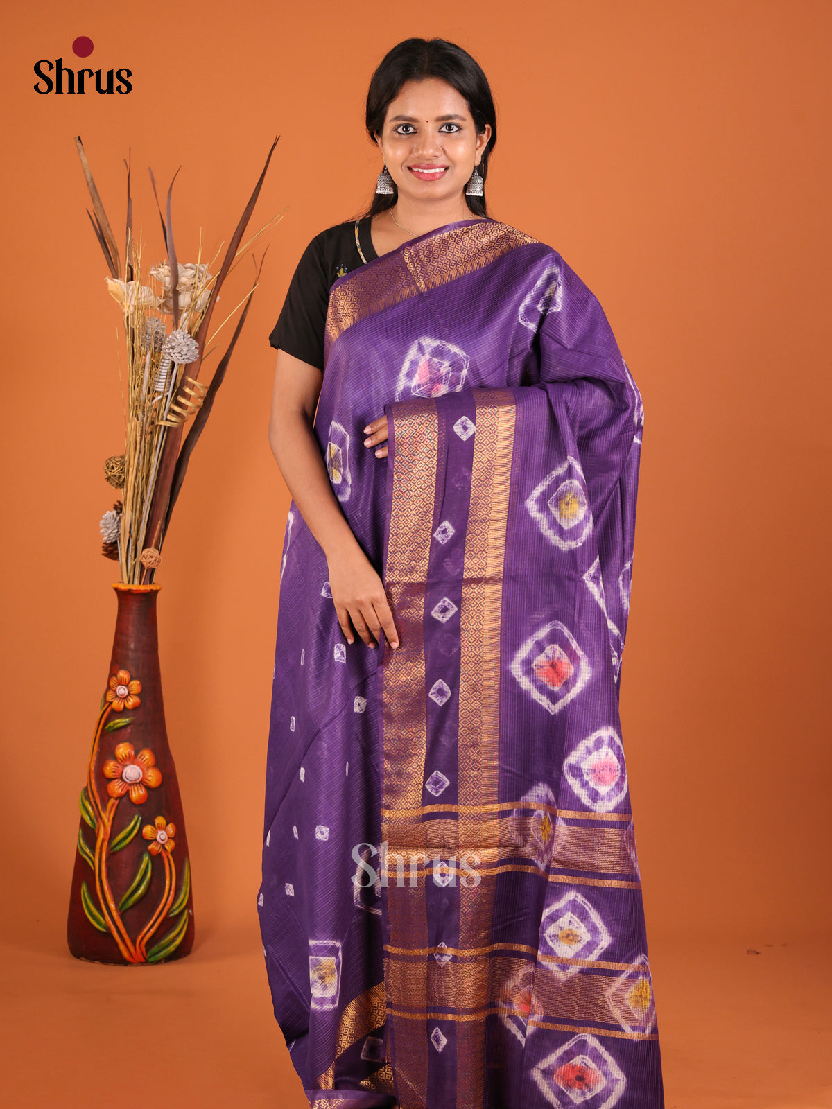 DIS05485 - Shibori Saree - Shop on Shrus.com