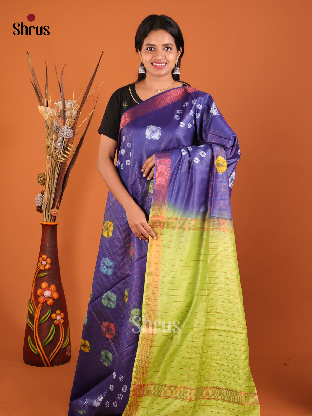 DIS05488 - Shibori Saree - Shop on Shrus.com