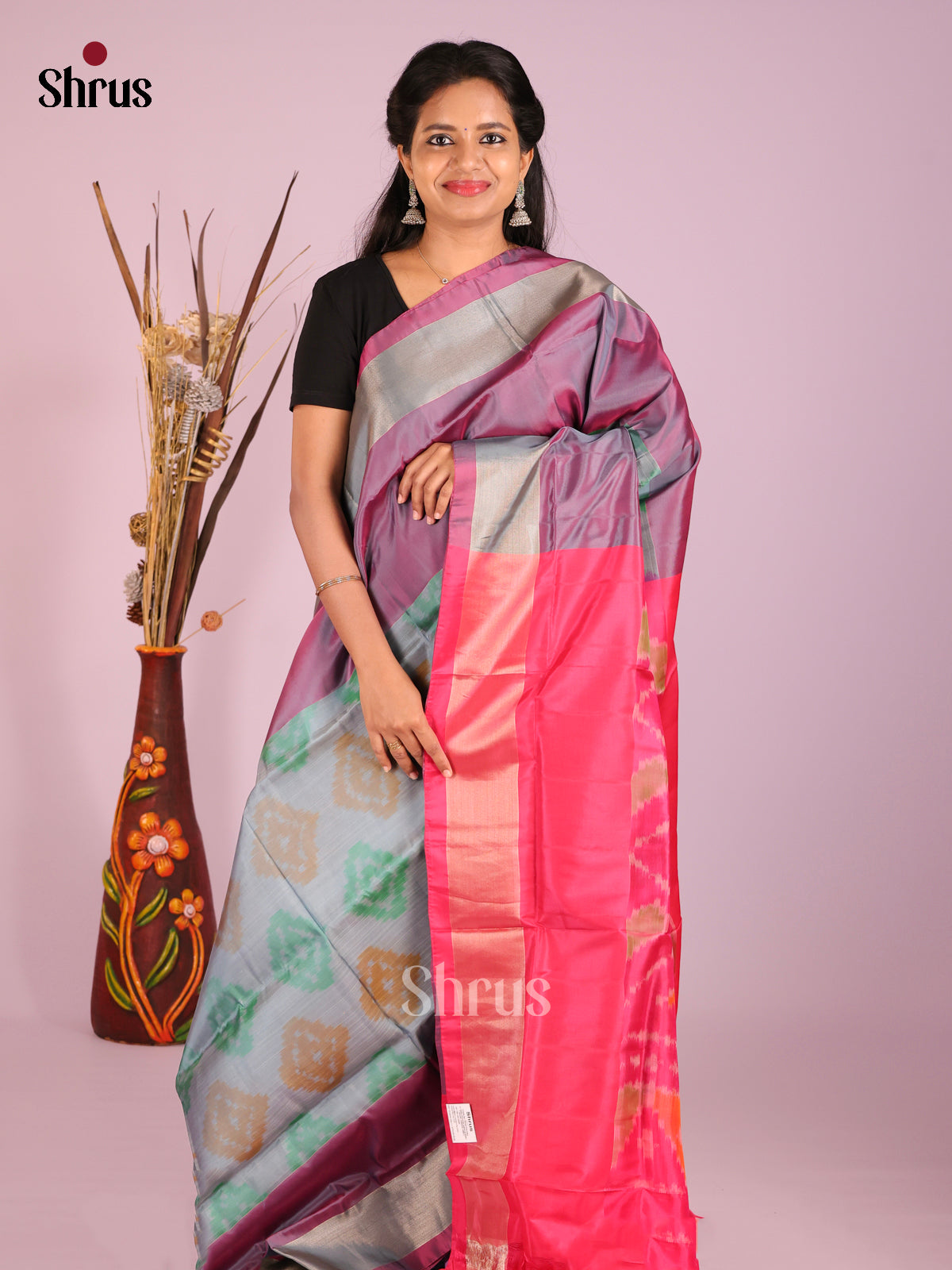 Grey & Pink- Semi uppada Saree
