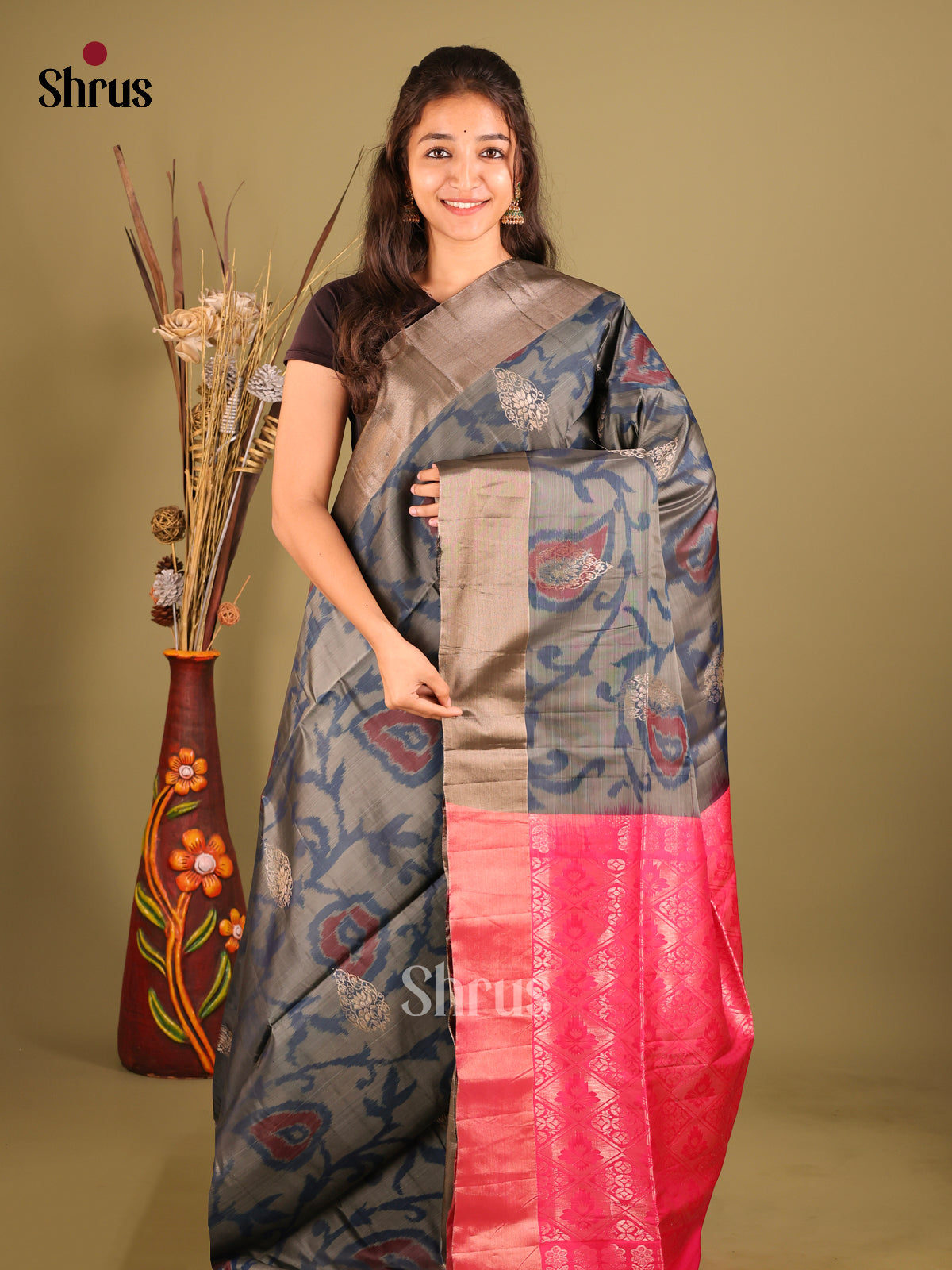 Grey & Pink - Softsilk-halfpure Saree - Shop on Shrus.com