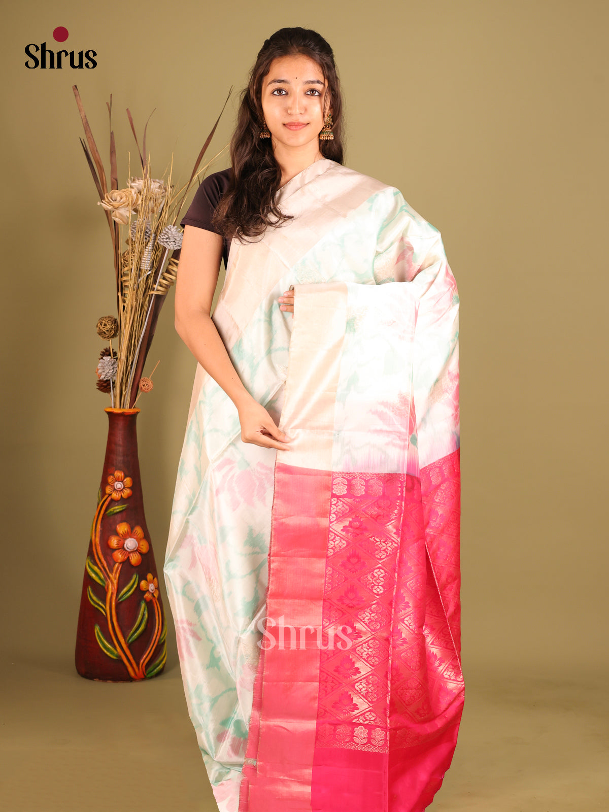 Cream & Pink - Softsilk-halfpure Saree - Shop on Shrus.com