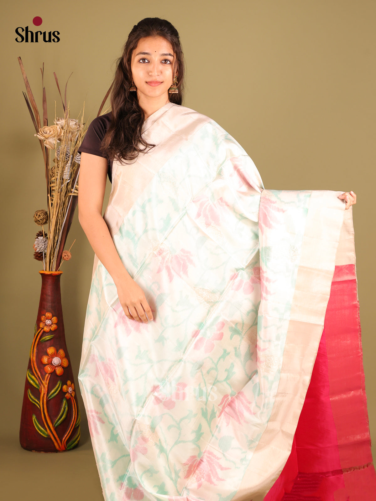 Cream & Pink - Softsilk-halfpure Saree - Shop on Shrus.com