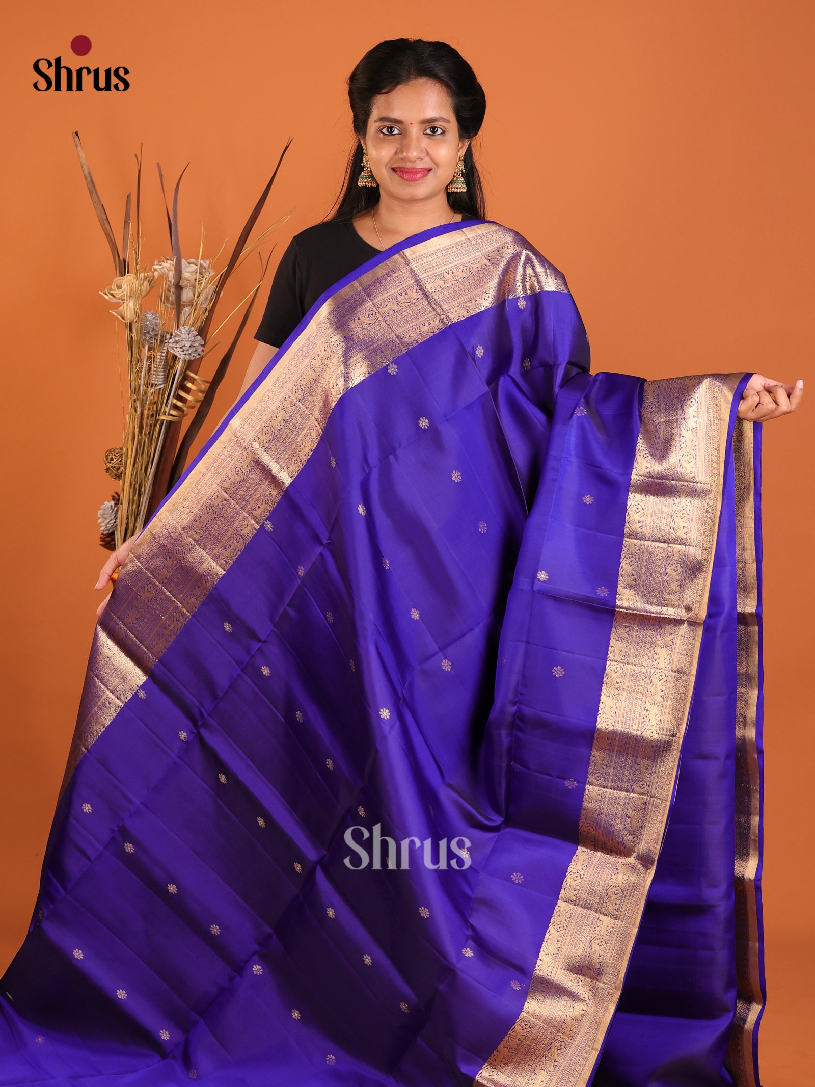 DIS06044 - Soft Silk (HR) Saree - Shop on Shrus.com