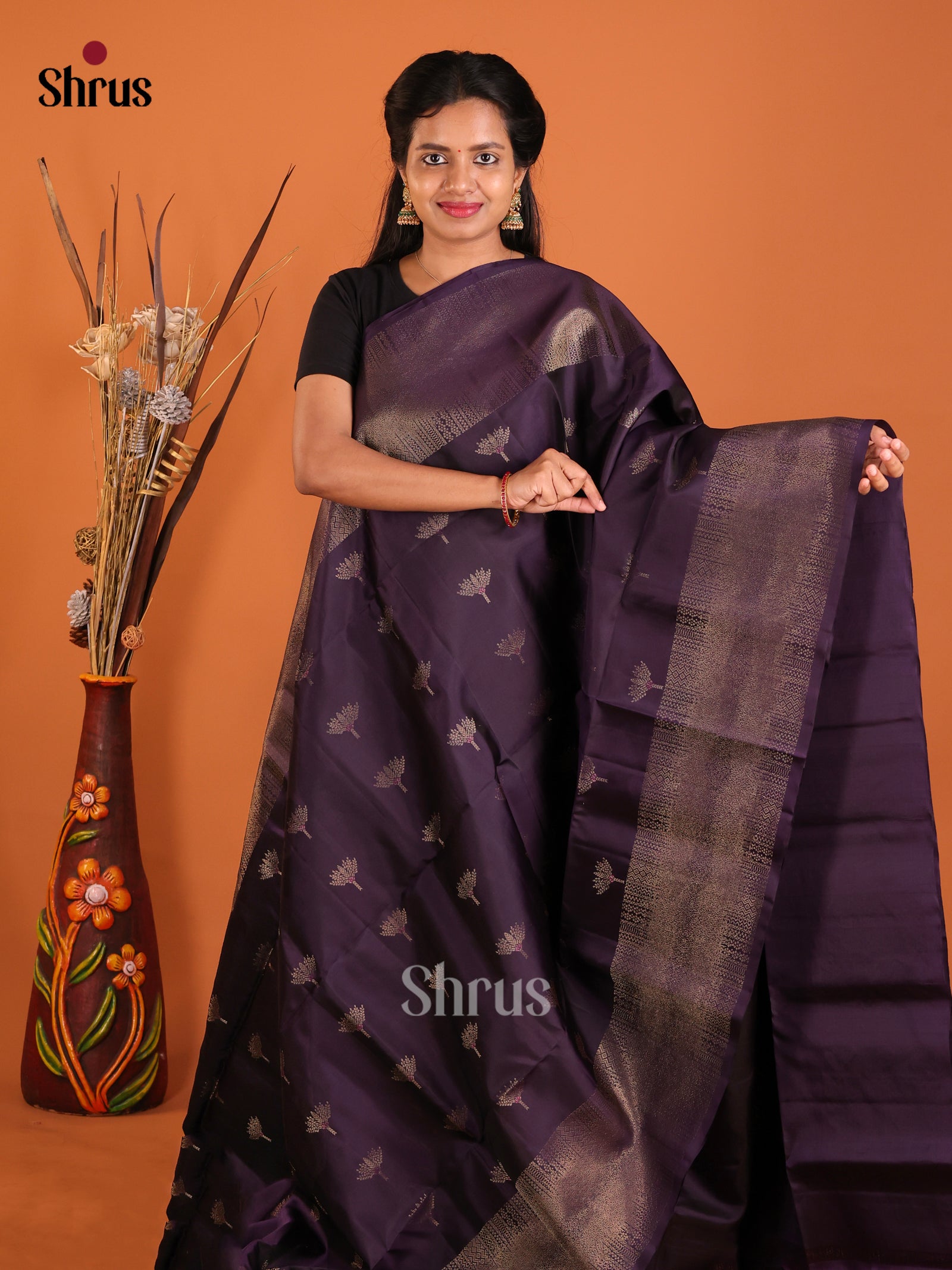 DIS06055 - Soft Silk (HR) Saree - Shop on Shrus.com